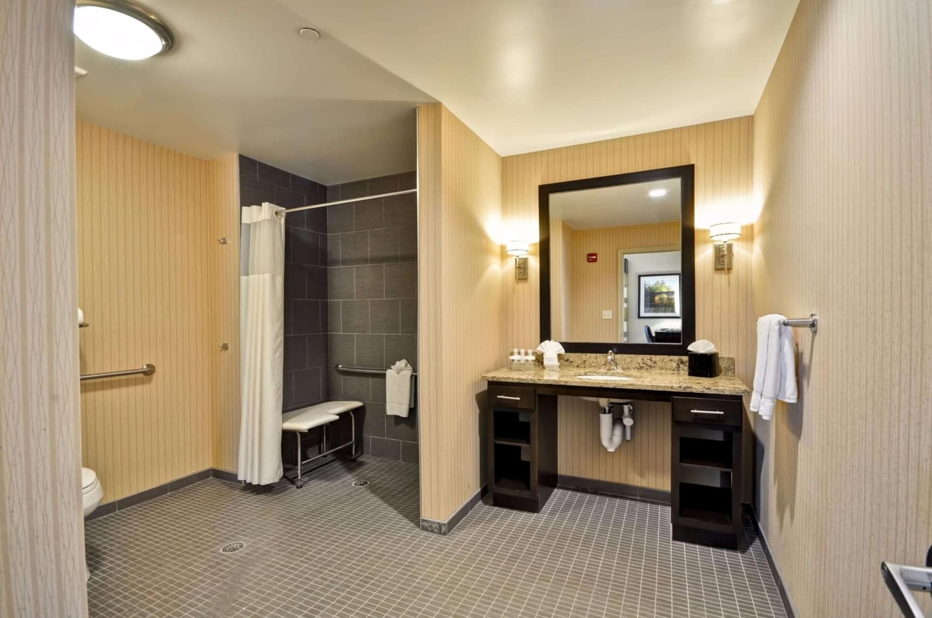 Homewood Suites by Hilton Hartford / Southington CT gallery photo in Southington — image 10