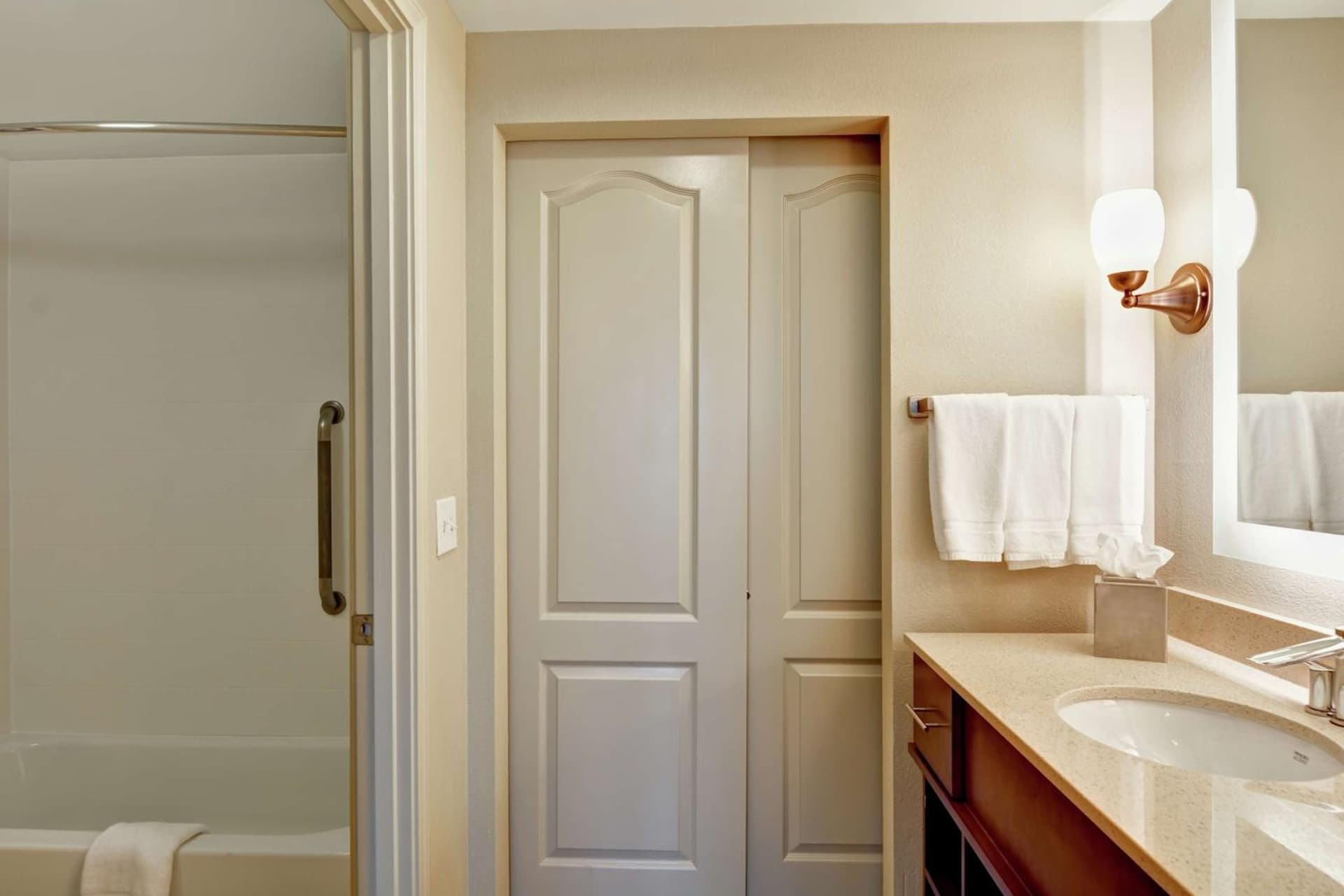 Homewood Suites by Hilton Houston Near the Galleria gallery photo in Houston, TX — image 16
