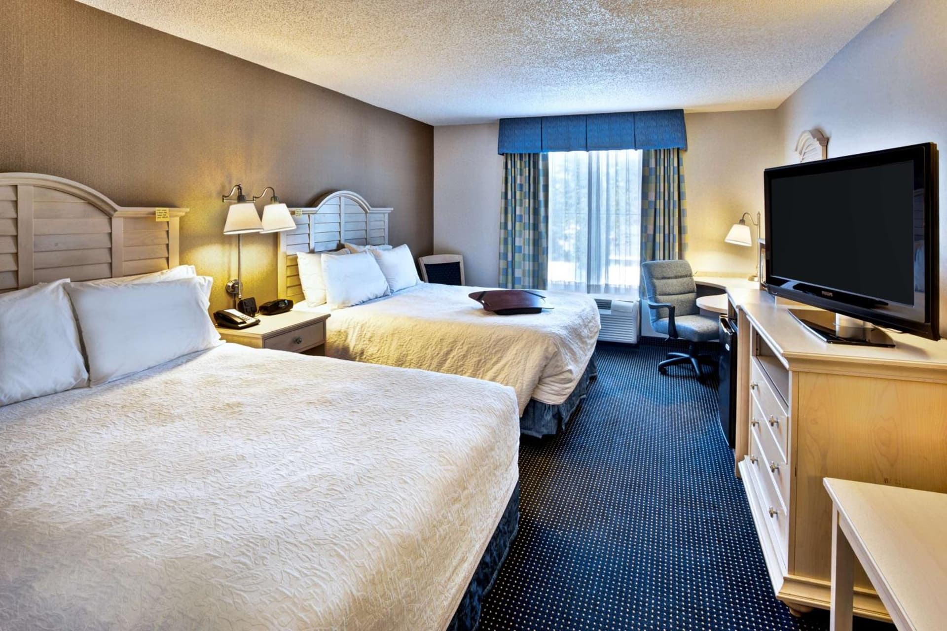 Hampton Inn & Suites - Cape Cod / West Yarmouth gallery photo in West Yarmouth, MA — image 35