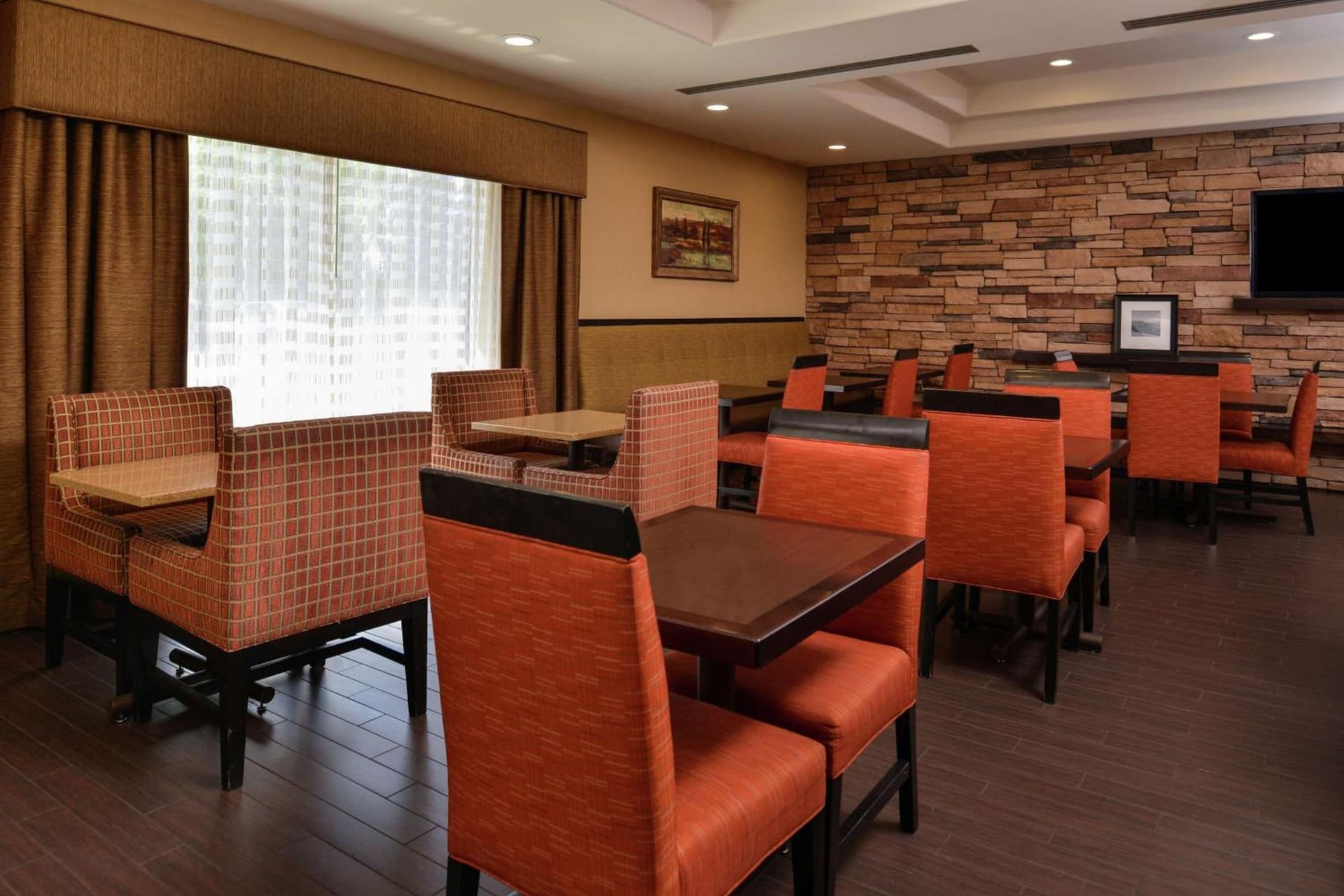 Hampton Inn Idaho Falls / Airport gallery photo in Idaho Falls, ID — image 12