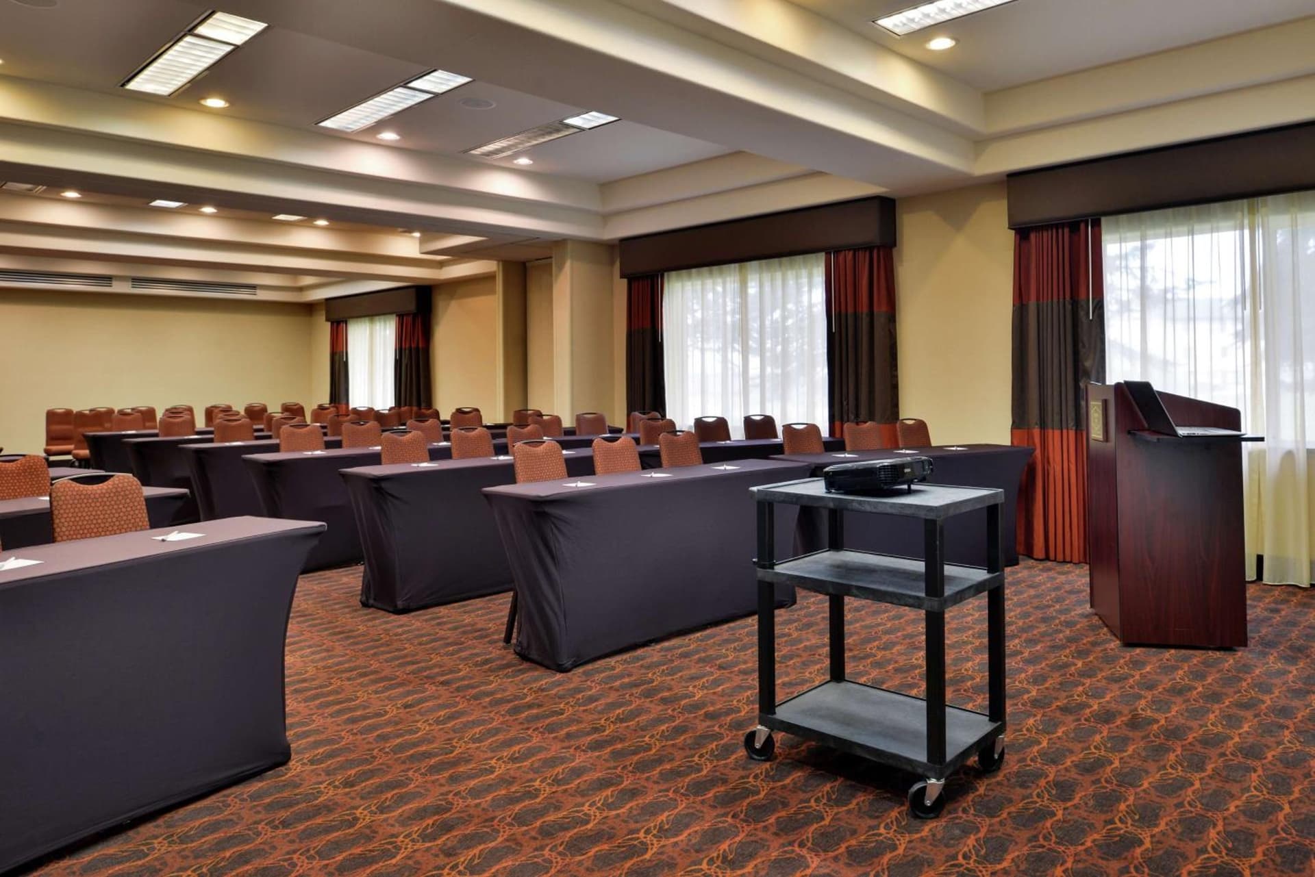 Hampton Inn Idaho Falls / Airport interior in Idaho Falls, ID — gallery photo 2