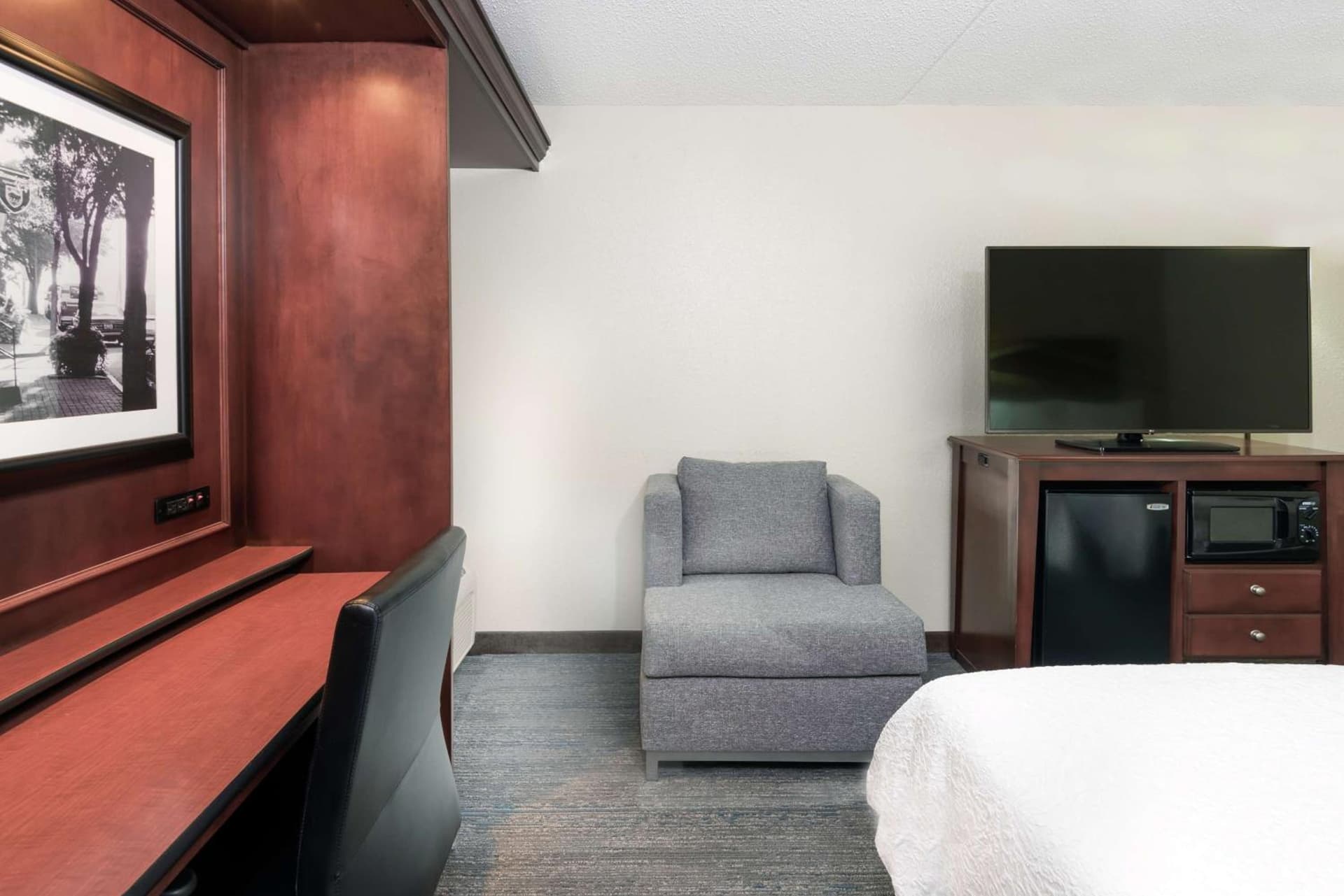Hampton Inn by Hilton Indianapolis-South gallery photo in Southport, IN — image 23