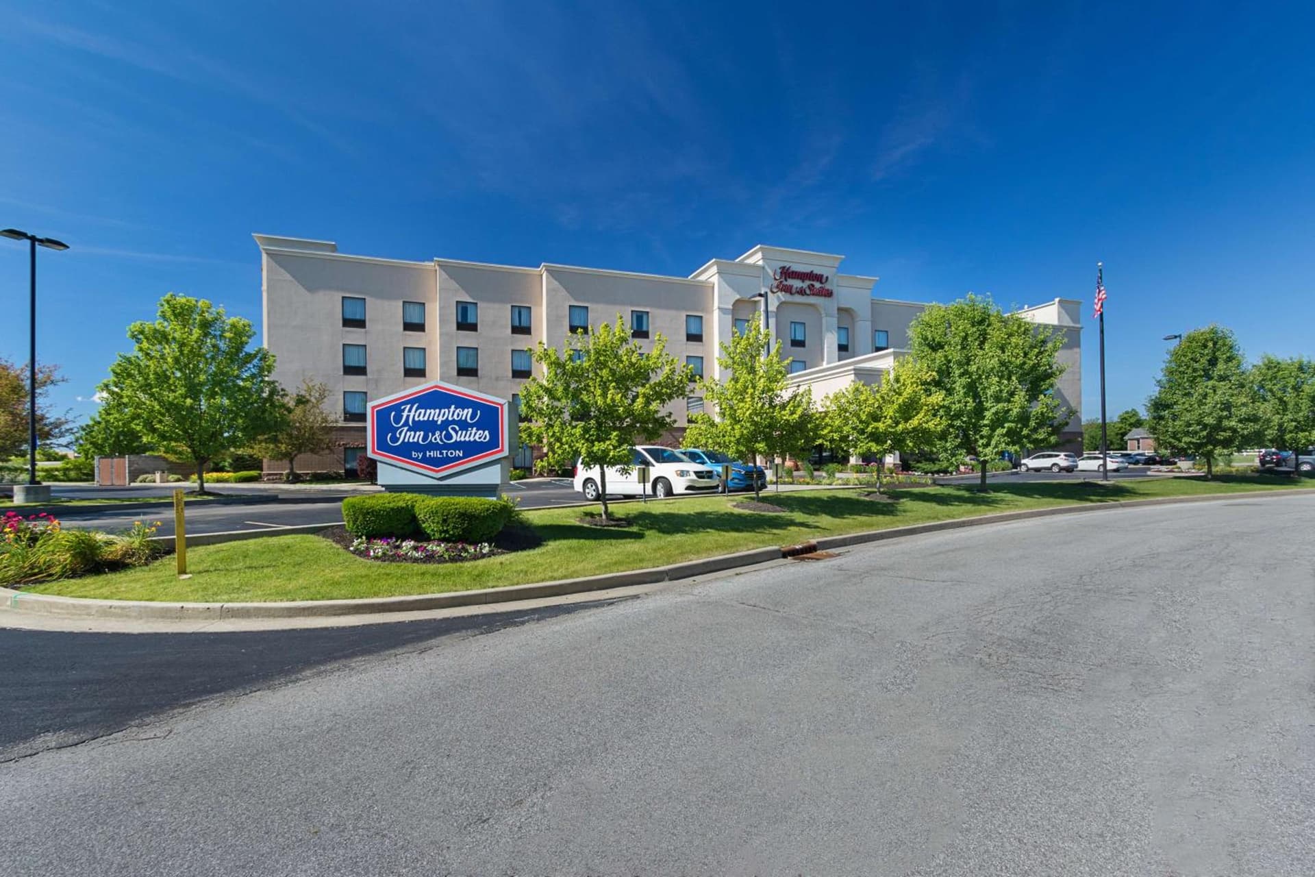 Hampton Inn and Suites Indianapolis/Brownsburg featured exterior or lobby in Brownsburg, IN — similar hotel