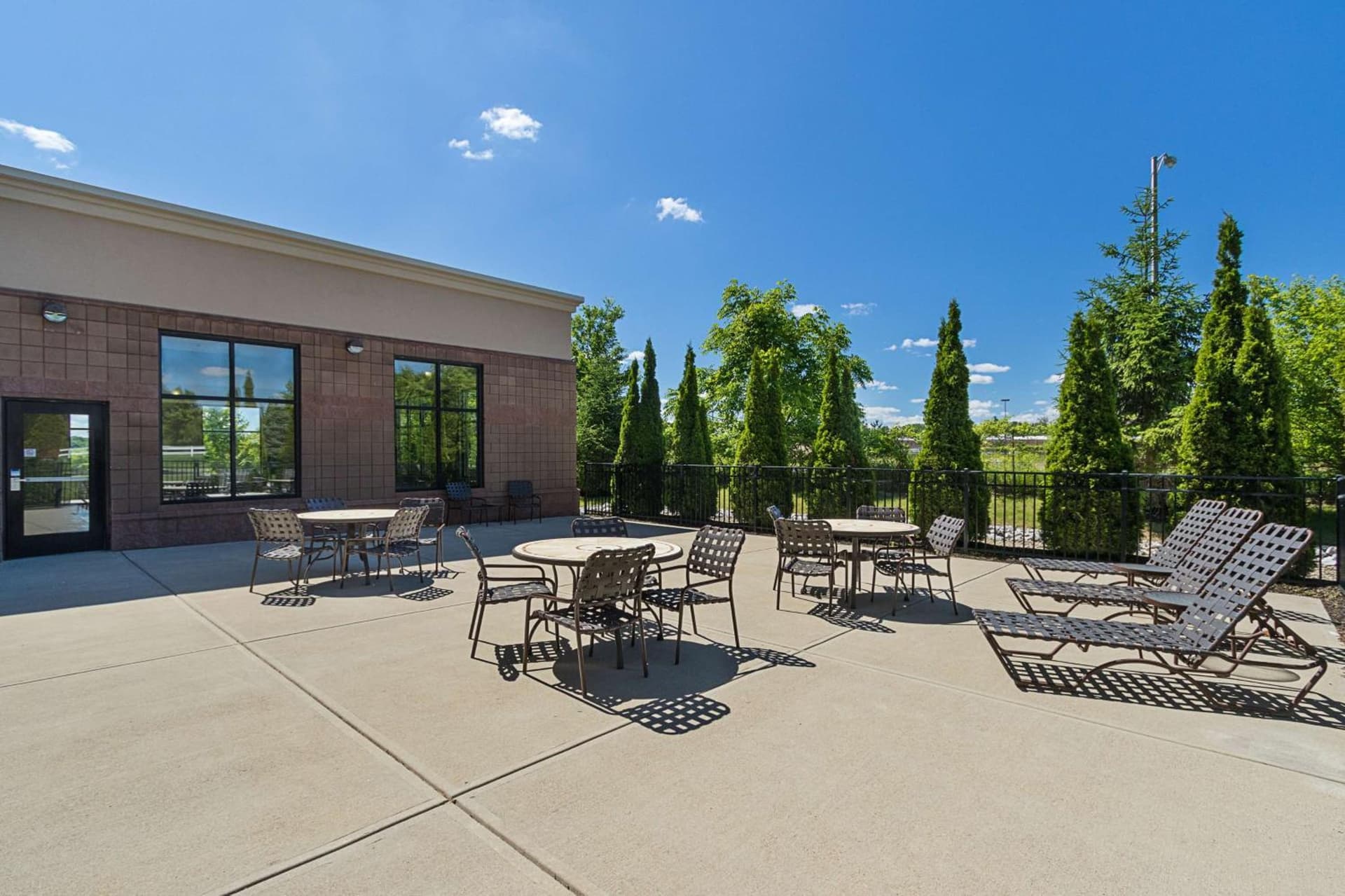 Hampton Inn and Suites Indianapolis/Brownsburg property views in Brownsburg, IN — gallery photo 3