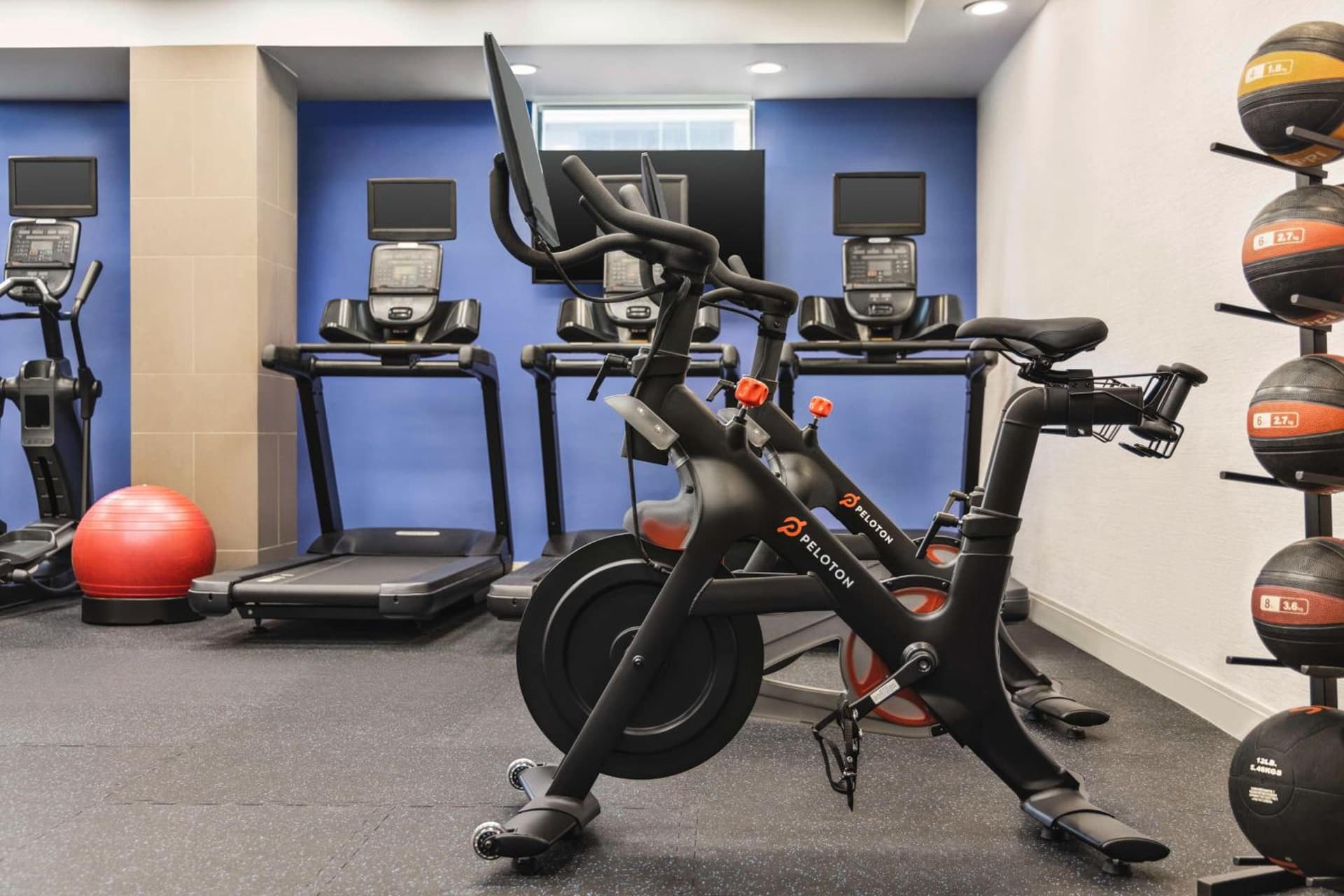 Home2 Suites Long Island City/Manhattan View gallery photo in Queens, NY — image 35