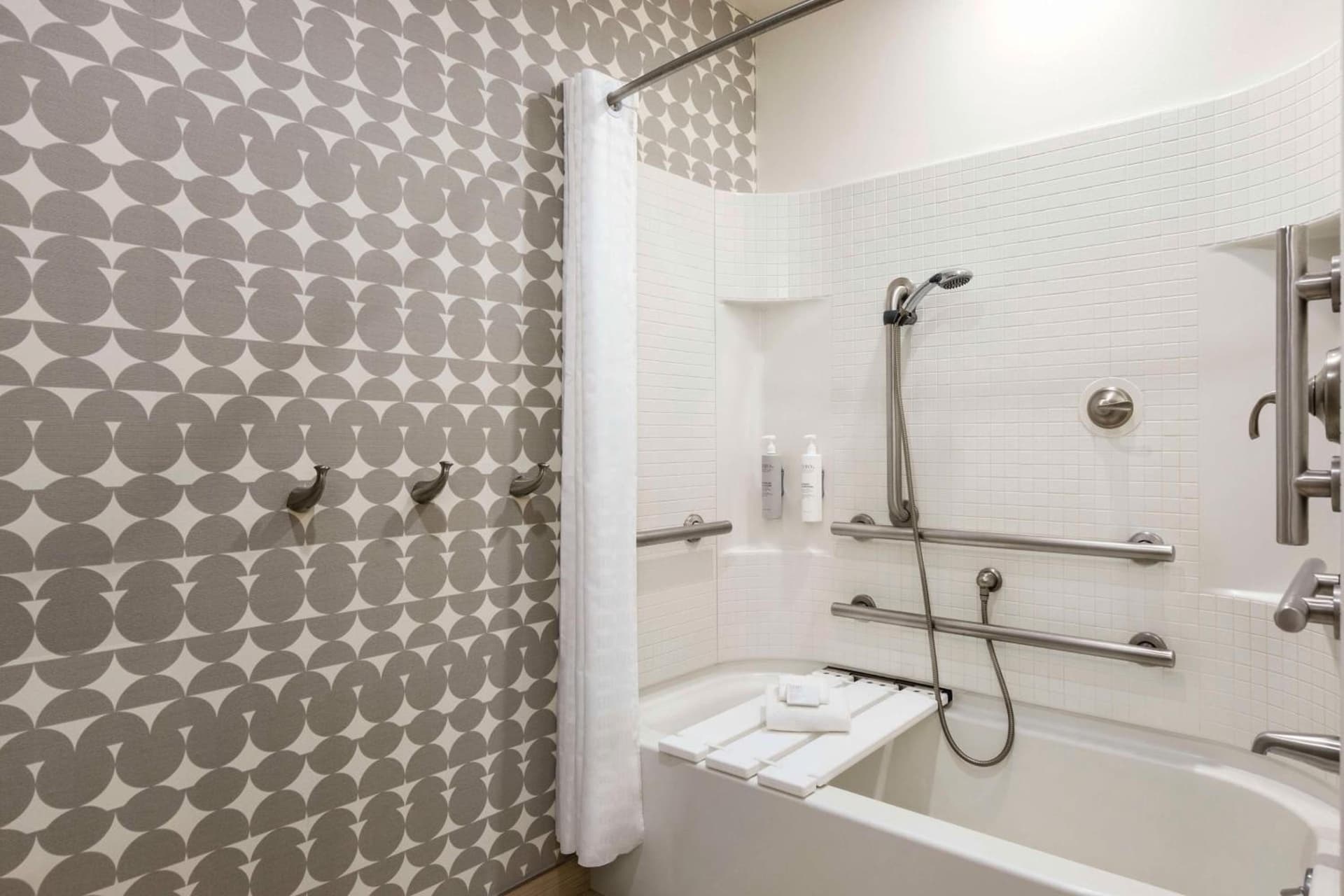 Home2 Suites Long Island City/Manhattan View gallery photo in Queens, NY — image 9