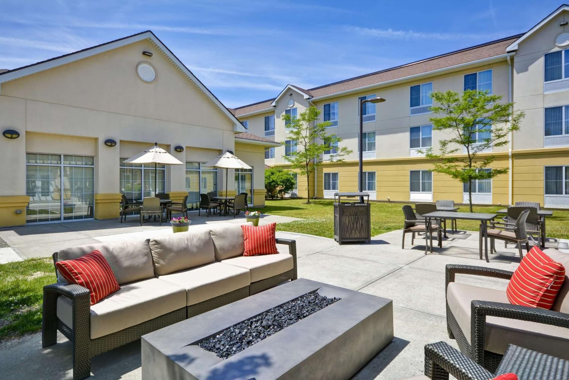 Homewood Suites by Hilton Ithaca interior in Ithaca, NY — gallery photo 2