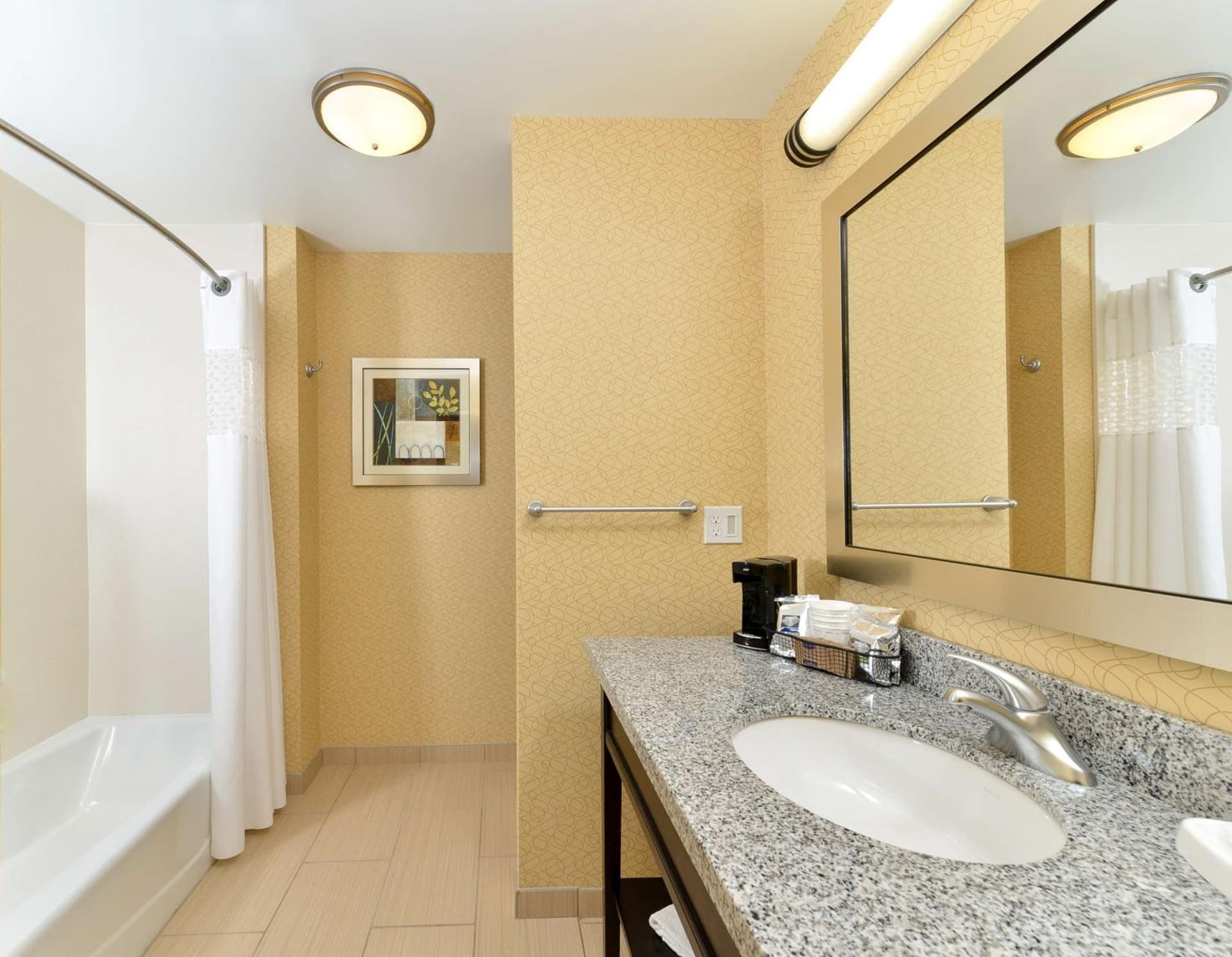 Hampton Inn Iowa City/University Area gallery photo in Iowa City, IA — image 13