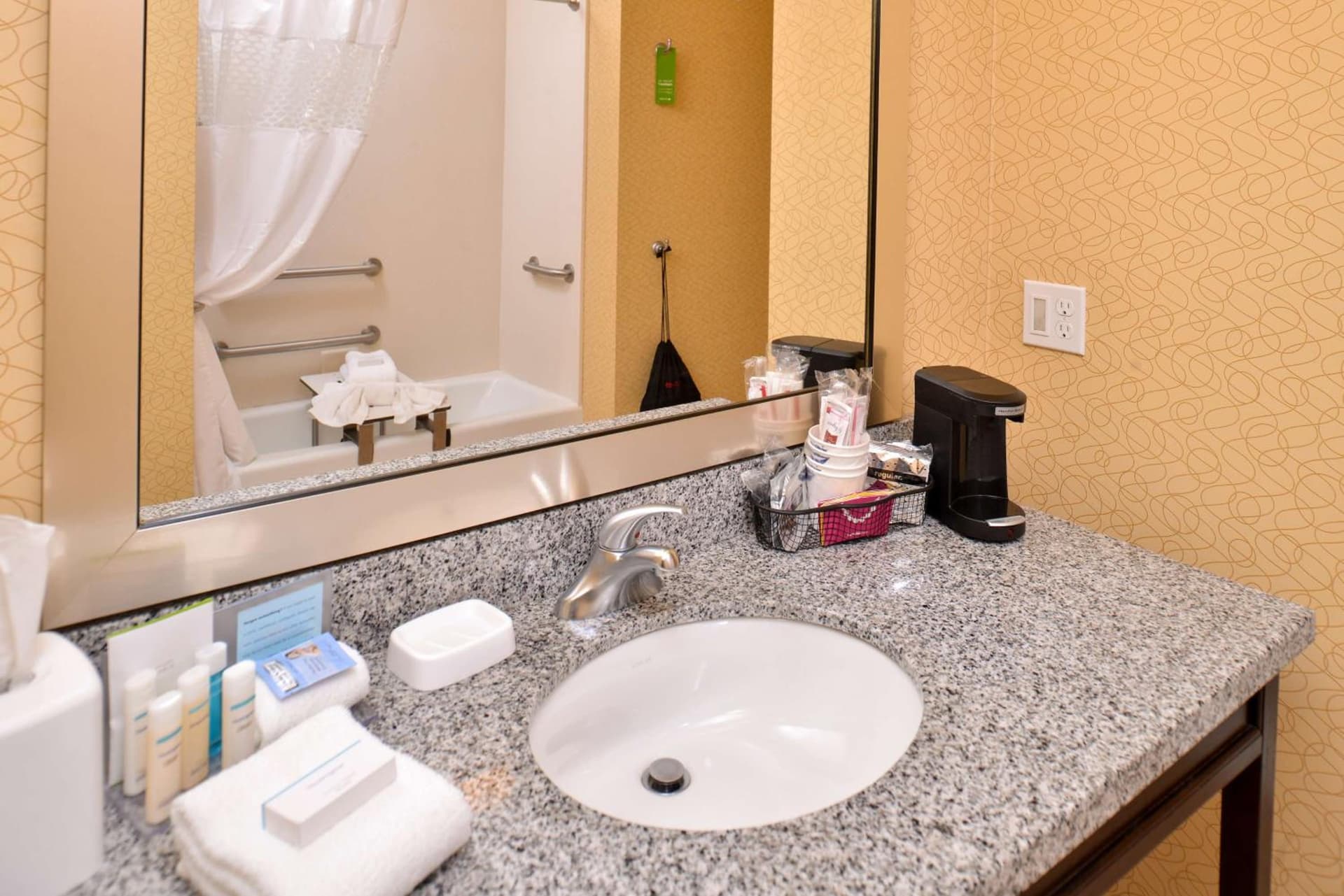 Hampton Inn Iowa City/University Area gallery photo in Iowa City, IA — image 18