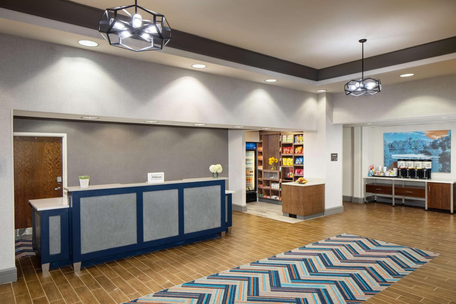 Hampton Inn by Hilton Garden City Long Island property views in Garden City, NY — gallery photo 3