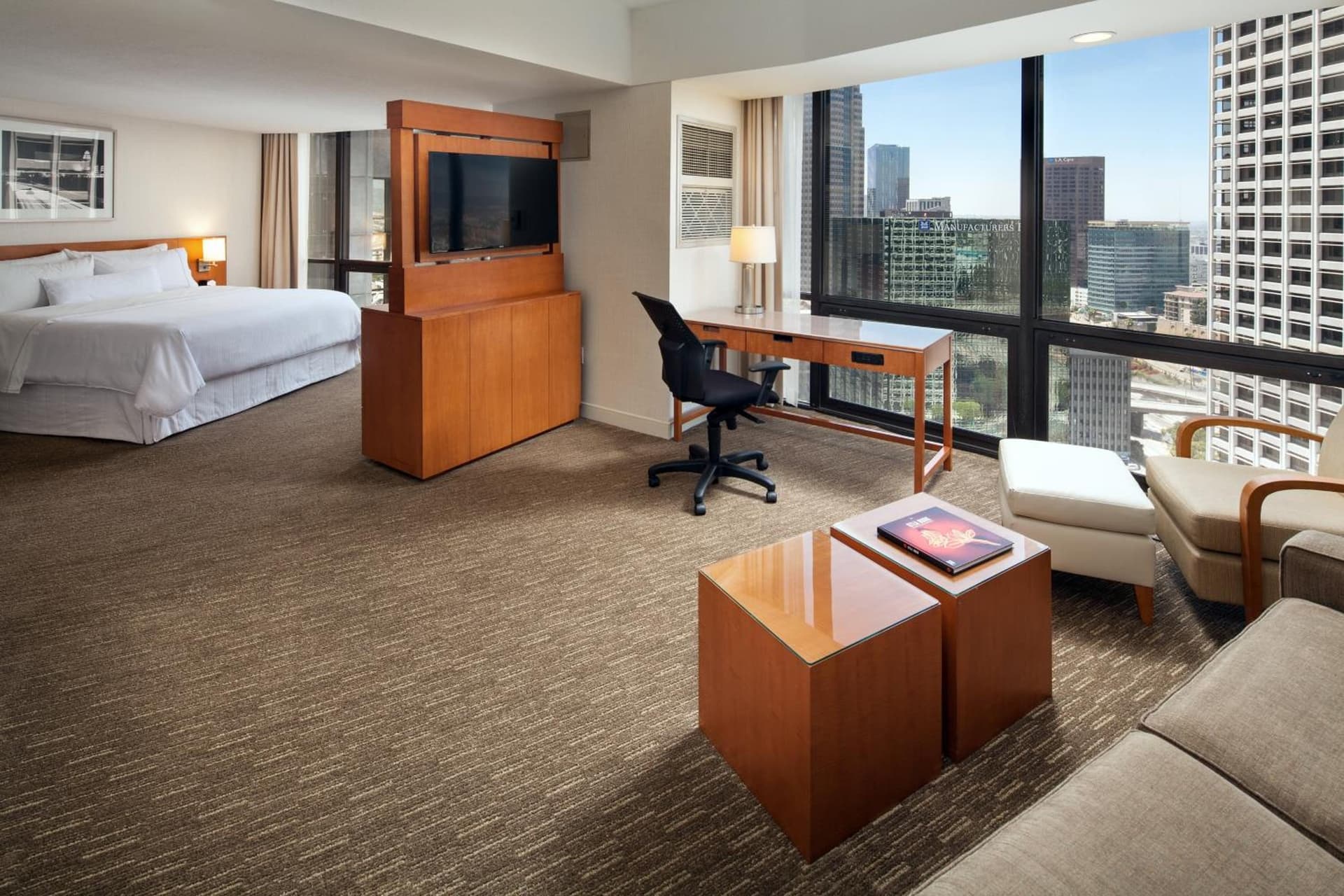 The Westin Bonaventure Hotel & Suites, Los Angeles gallery photo in Los Angeles, CA — image 6