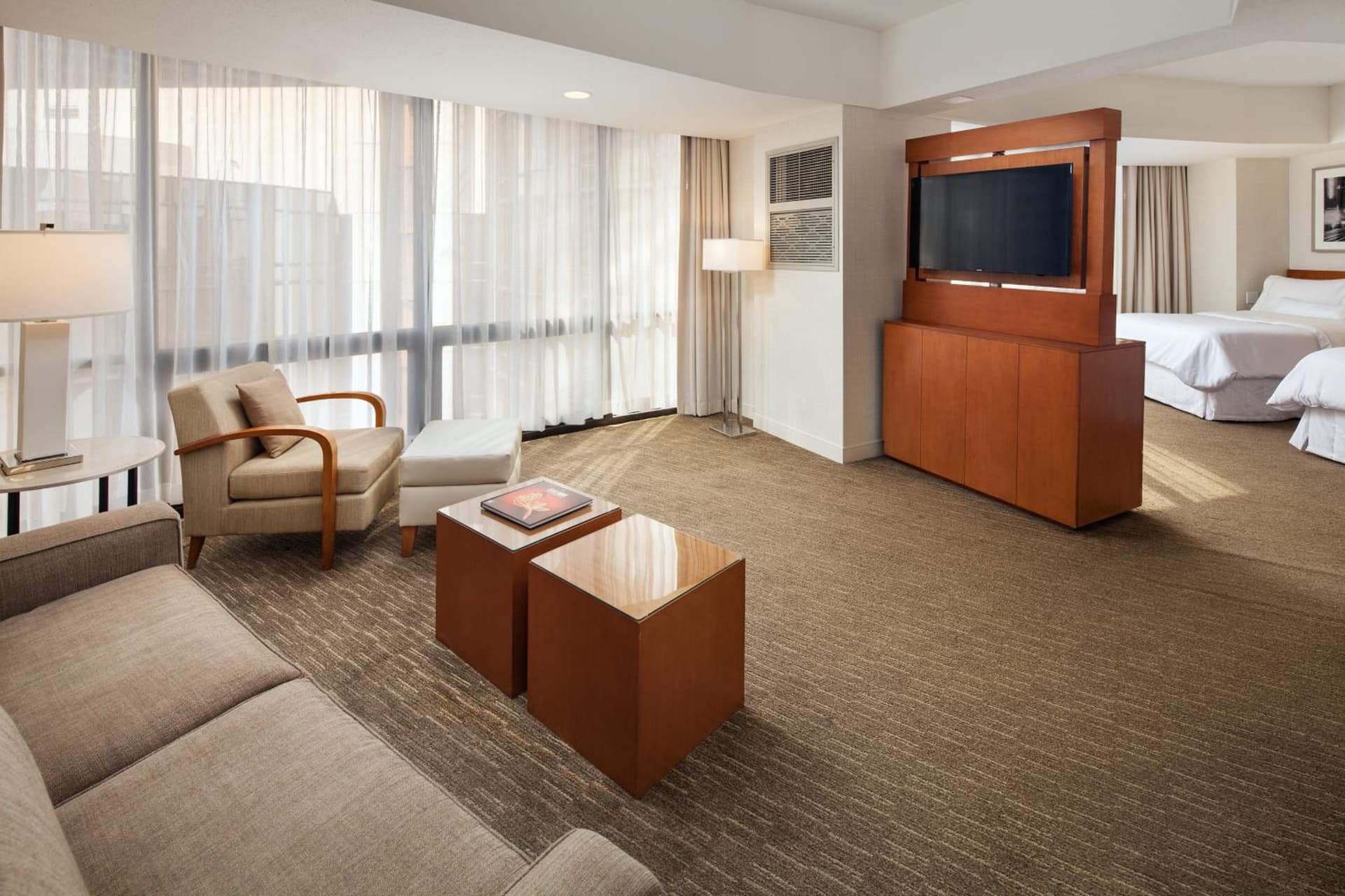The Westin Bonaventure Hotel & Suites, Los Angeles gallery photo in Los Angeles, CA — image 64