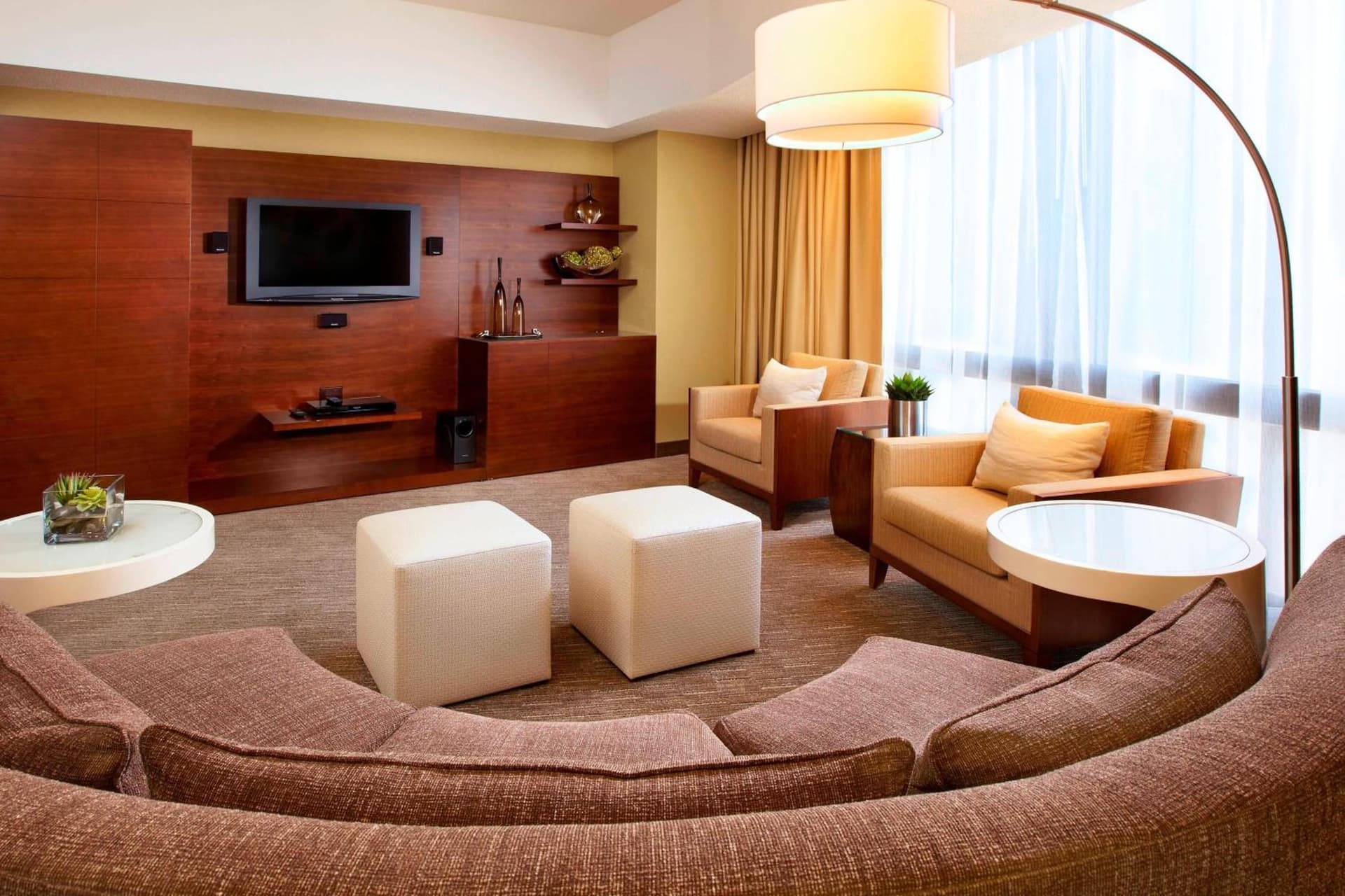 The Westin Bonaventure Hotel & Suites, Los Angeles gallery photo in Los Angeles, CA — image 28