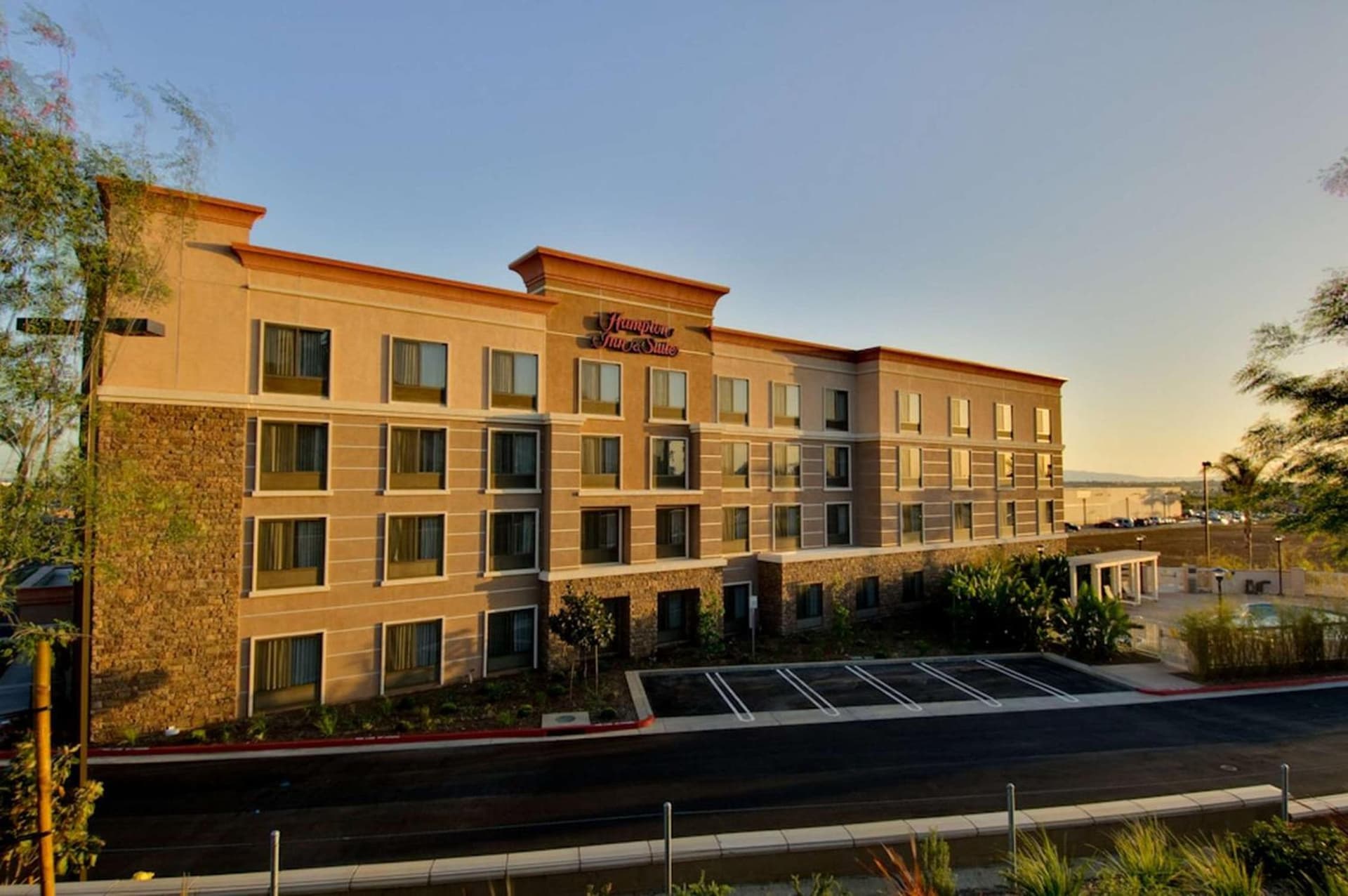 Hampton Inn & Suites Moreno Valley gallery photo in Moreno Valley, CA — image 13