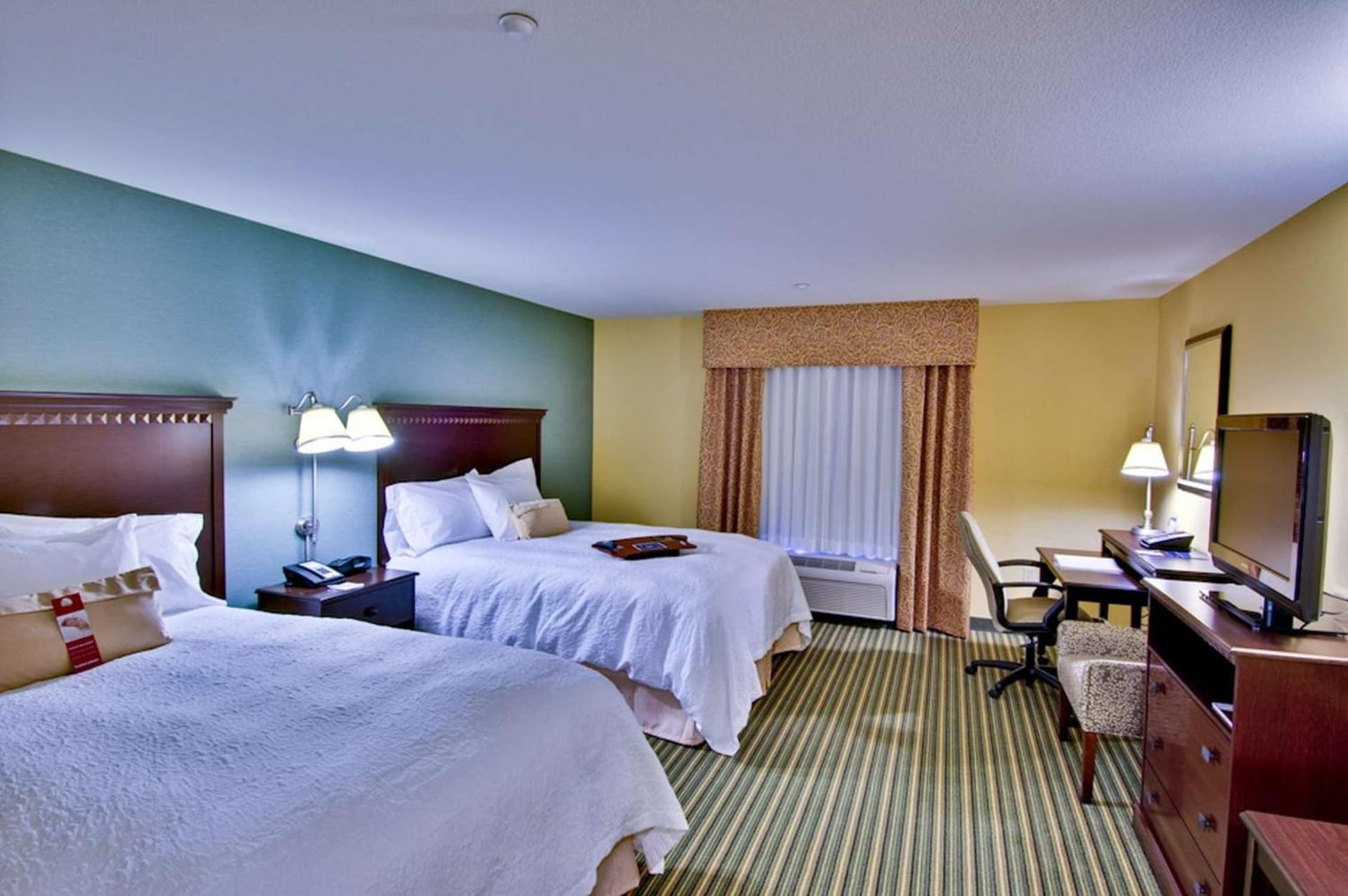 Hampton Inn & Suites Moreno Valley gallery photo in Moreno Valley, CA — image 14