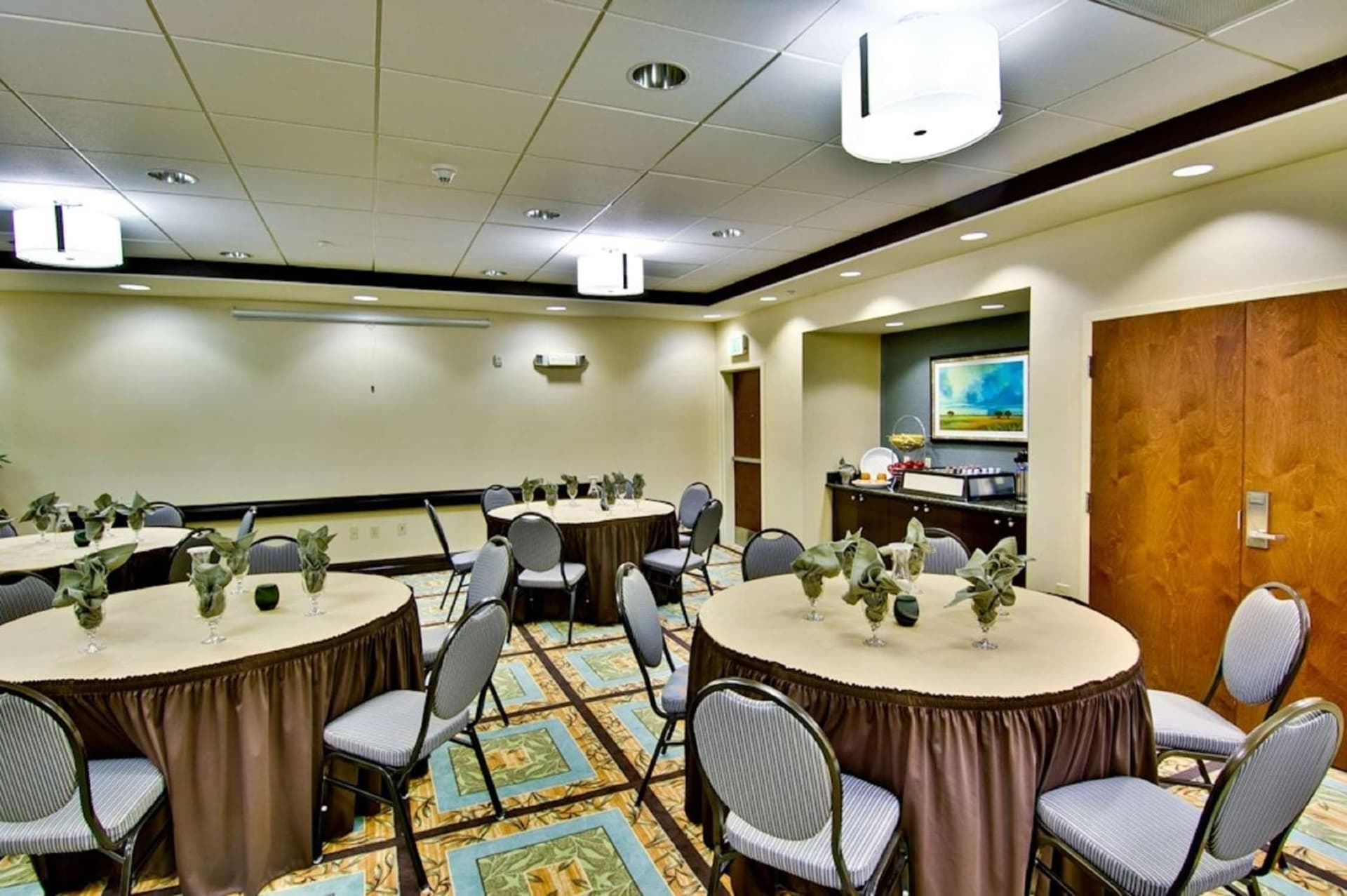 Hampton Inn & Suites Moreno Valley gallery photo in Moreno Valley, CA — image 45