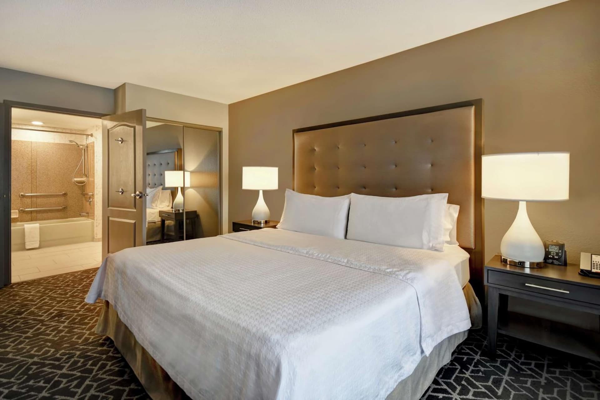 Homewood Suites by Hilton Edgewater-NYC Area gallery photo in Edgewater, NJ — image 26