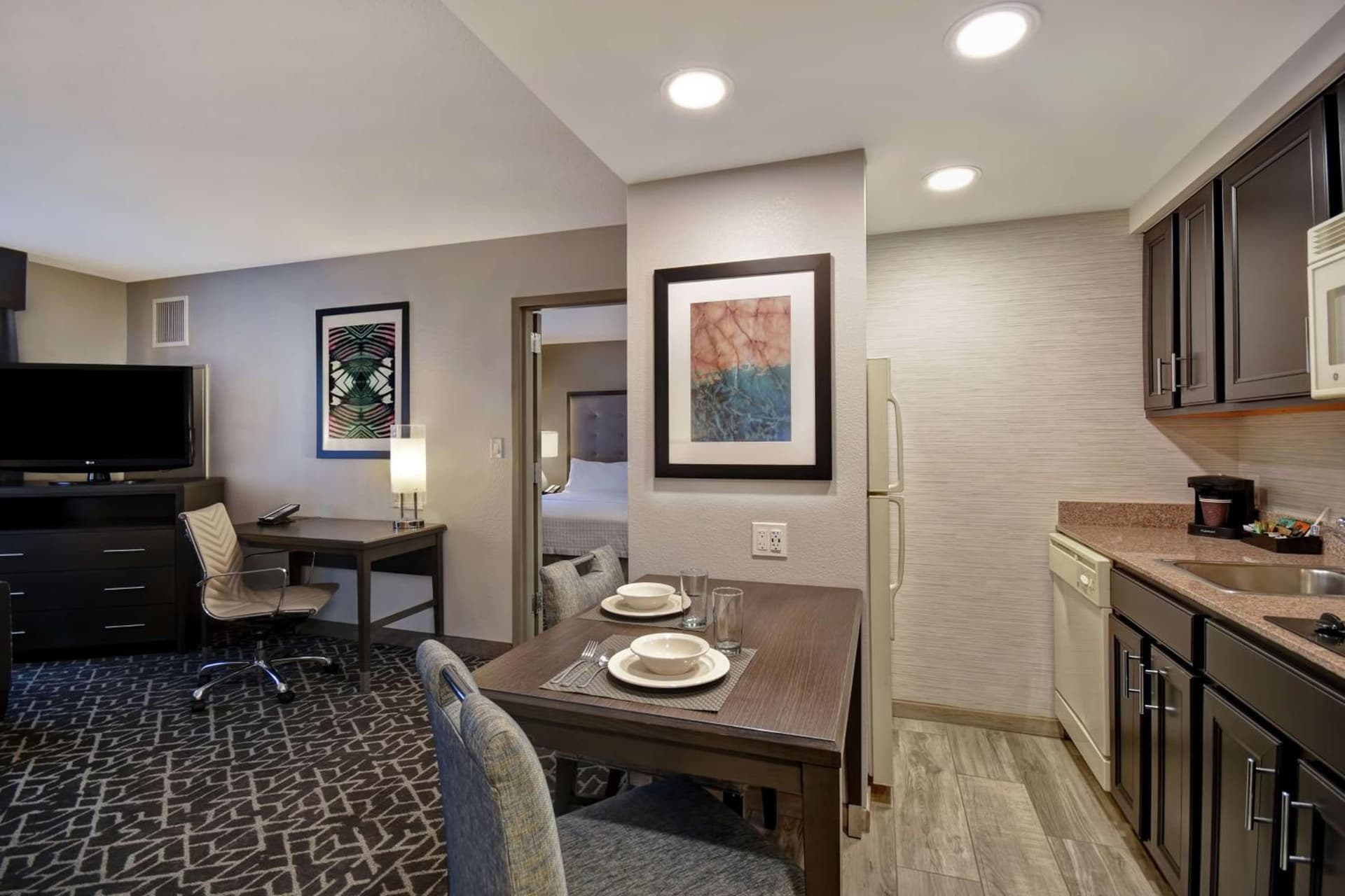 Homewood Suites by Hilton Edgewater-NYC Area gallery photo in Edgewater, NJ — image 25