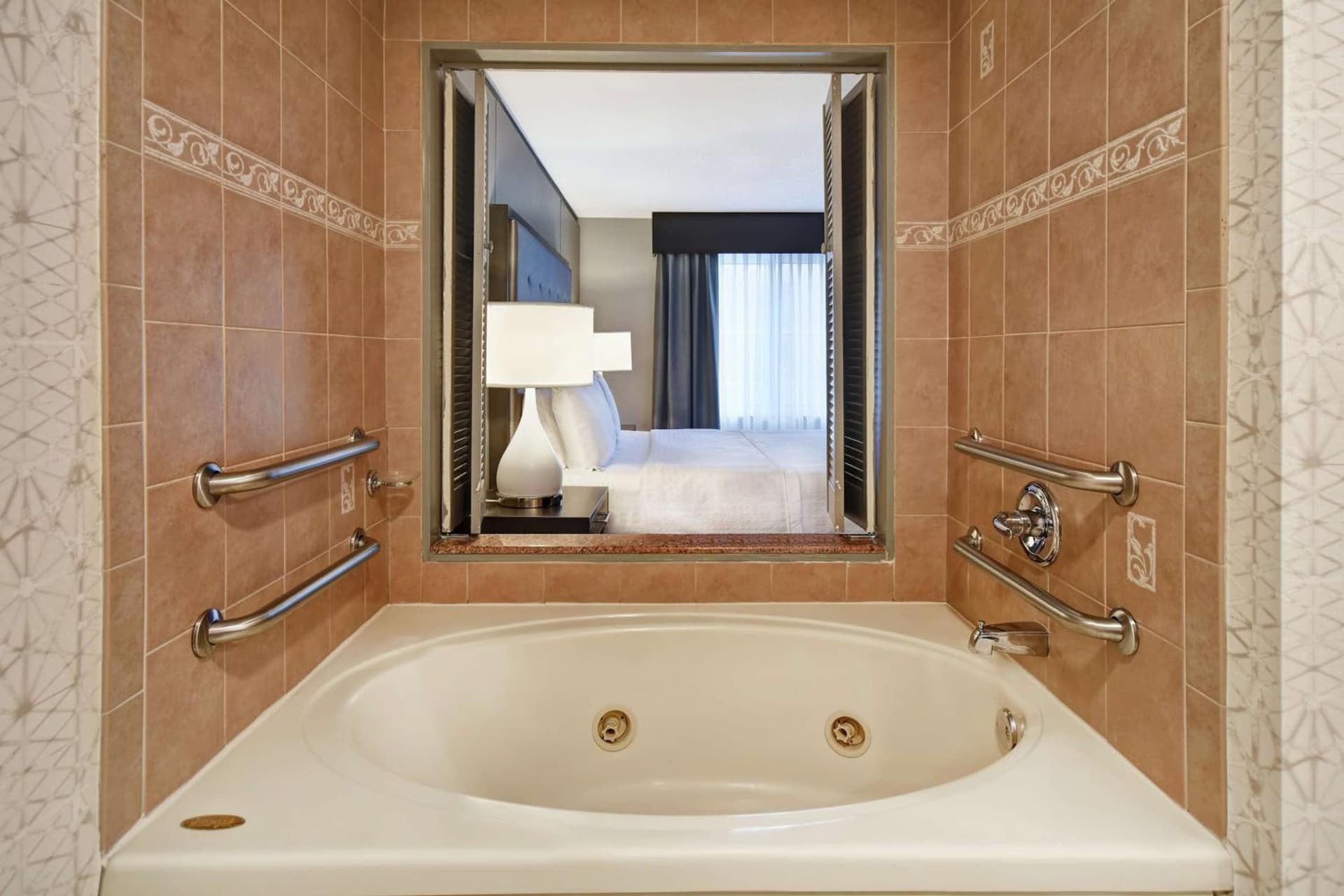 Homewood Suites by Hilton Edgewater-NYC Area gallery photo in Edgewater, NJ — image 5