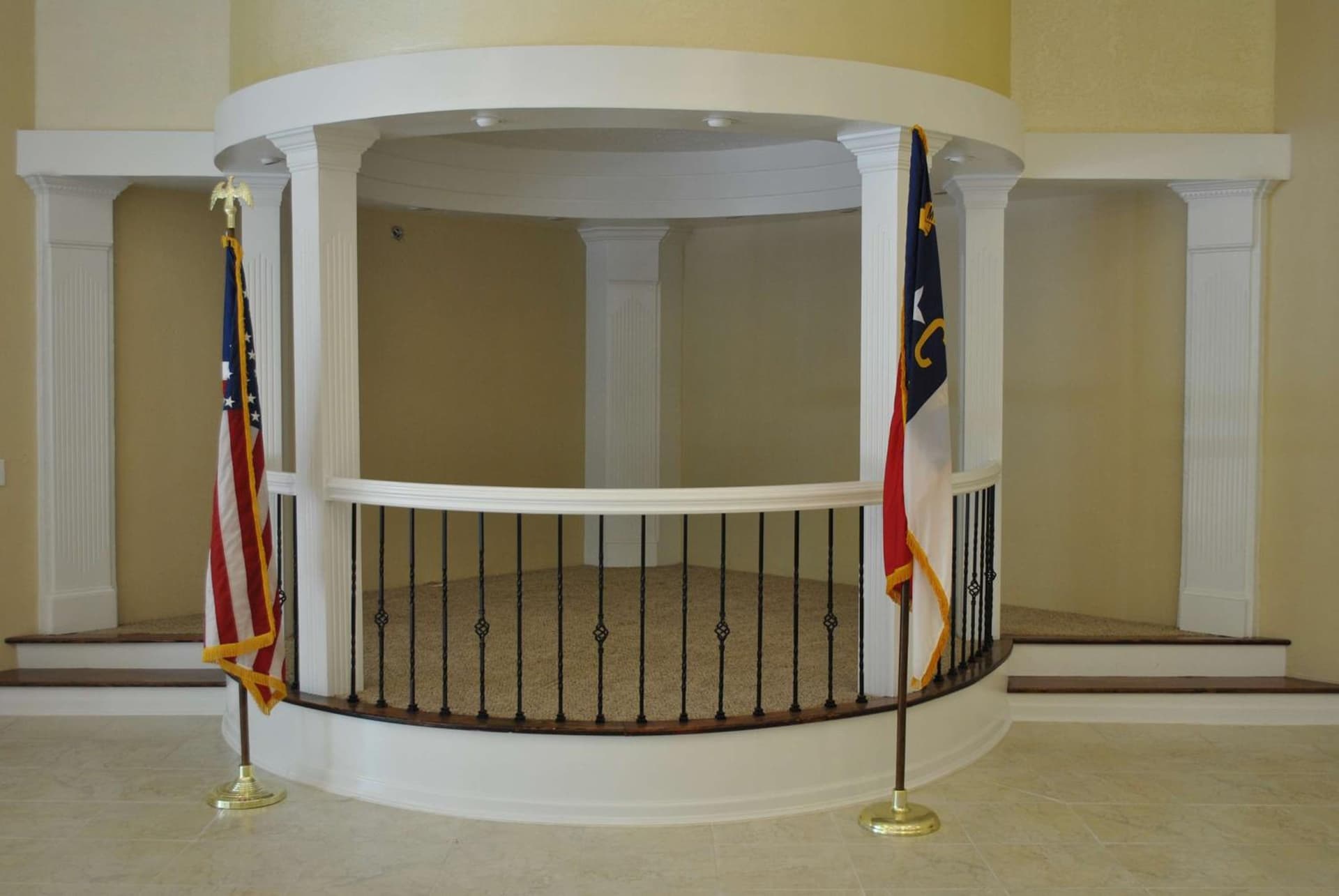 DoubleTree by Hilton Fayetteville interior in Fayetteville, NC — gallery photo 2