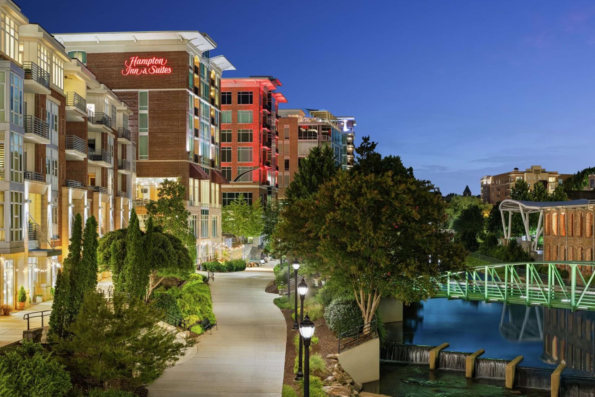 Hampton Inn & Suites Greenville-Downtown-Riverplace interior in Greenville, SC — gallery photo 2