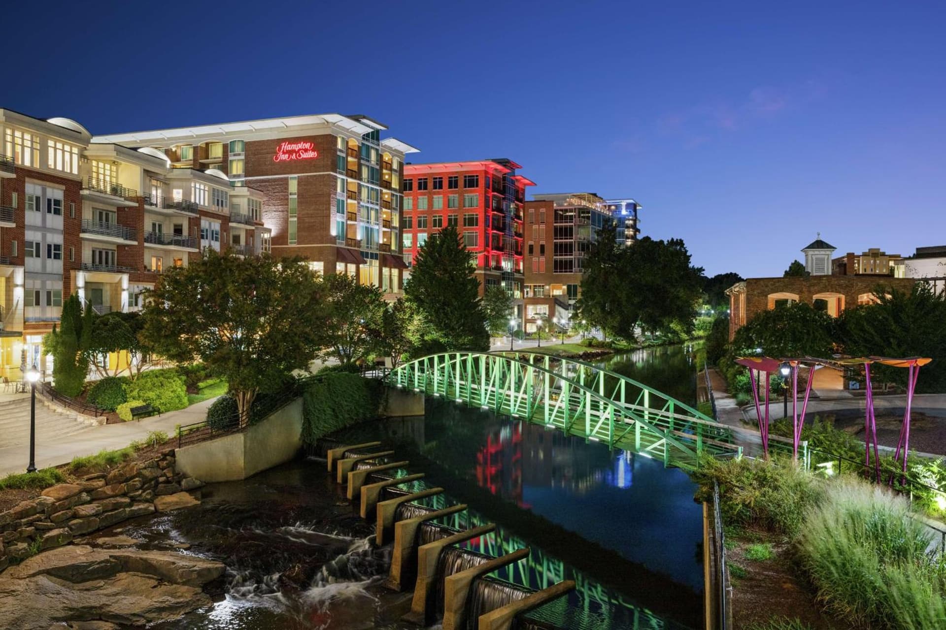 Hampton Inn & Suites Greenville-Downtown-Riverplace property views in Greenville, SC — gallery photo 3