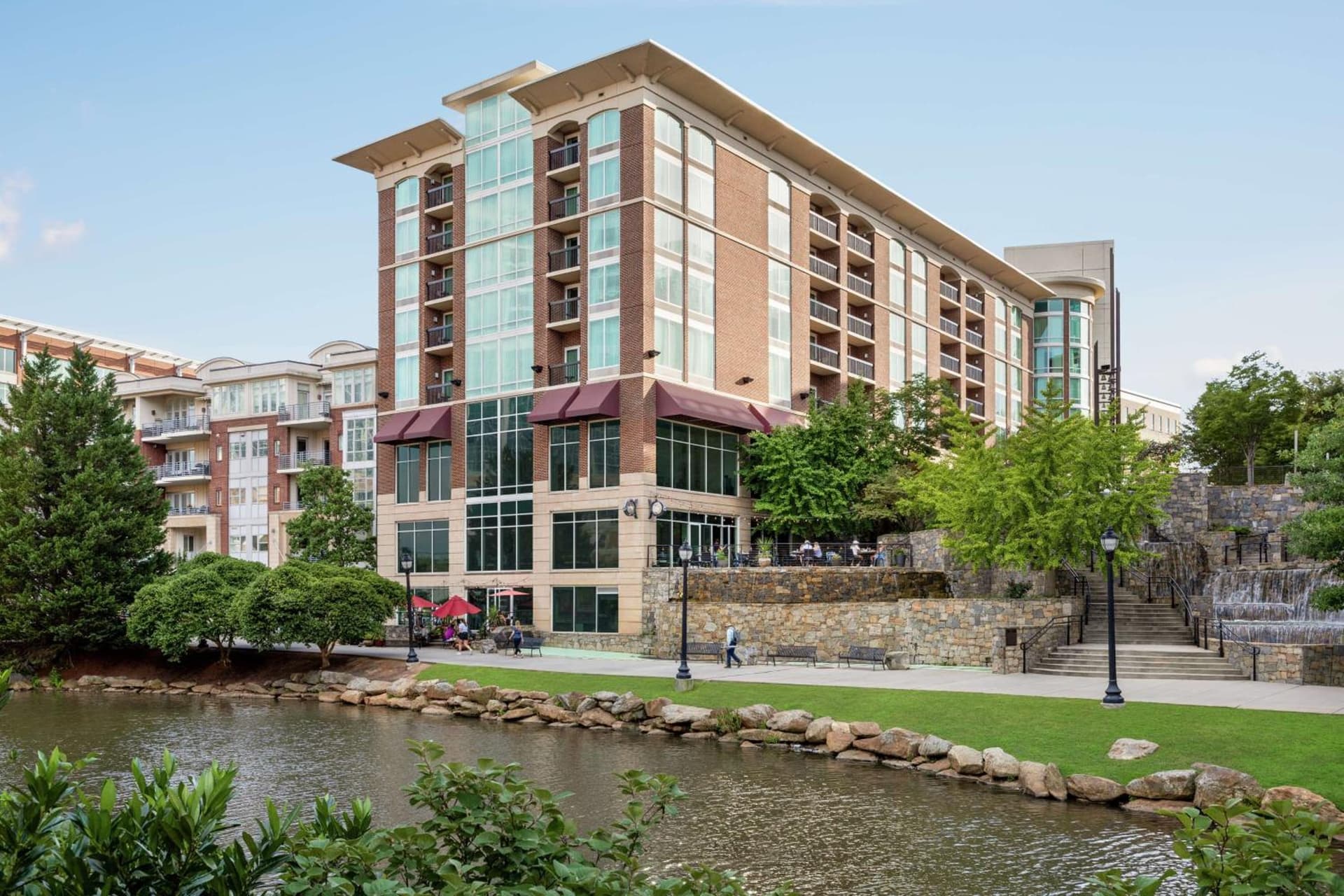 Hampton Inn & Suites Greenville-Downtown-Riverplace interior in Greenville, SC — gallery photo 2