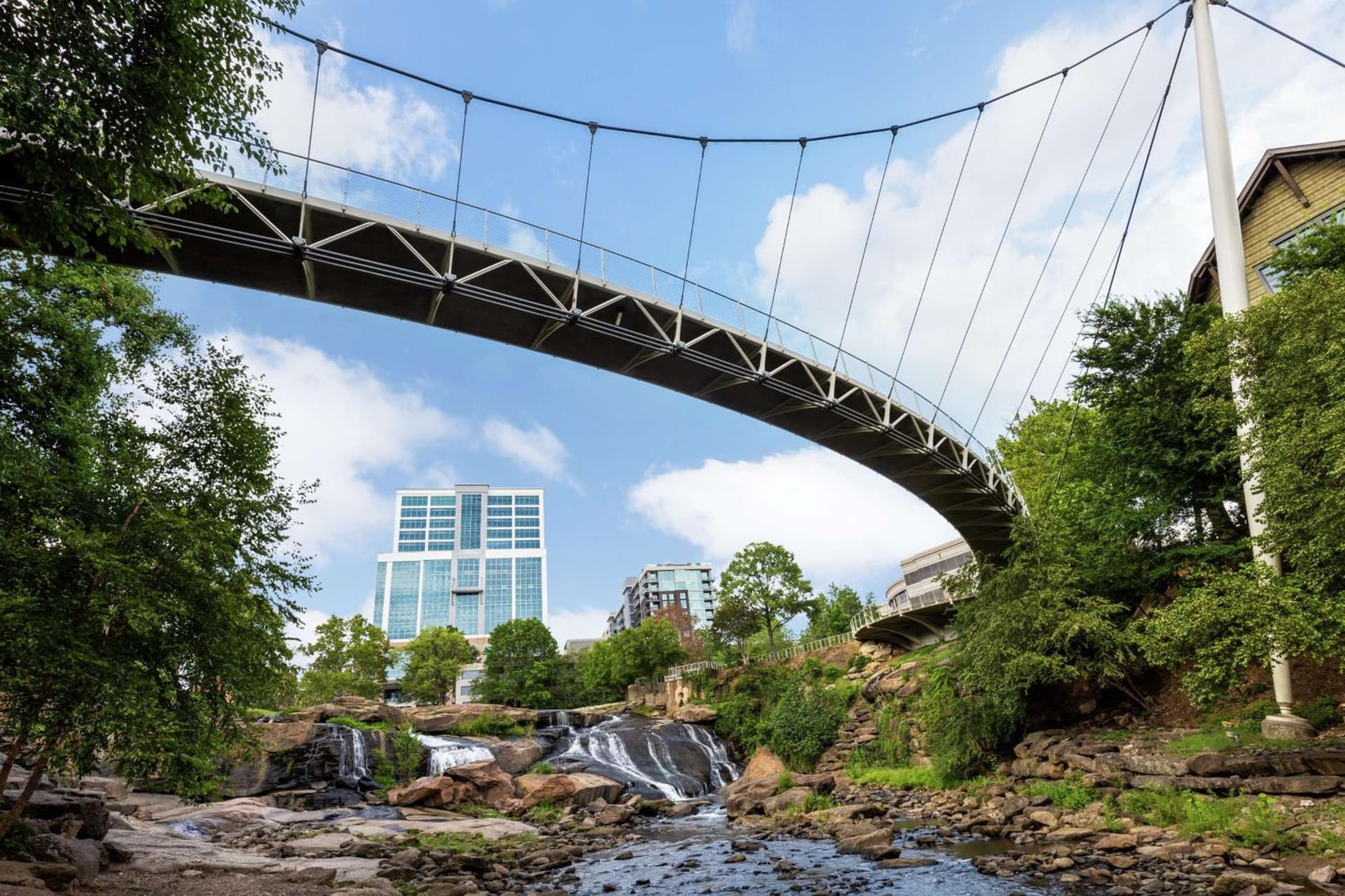 Hampton Inn & Suites Greenville-Downtown-Riverplace gallery photo in Greenville, SC — image 44