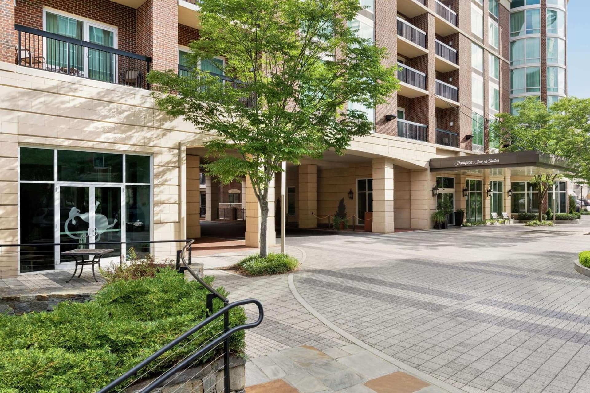 Hampton Inn & Suites Greenville-Downtown-Riverplace gallery photo in Greenville, SC — image 28