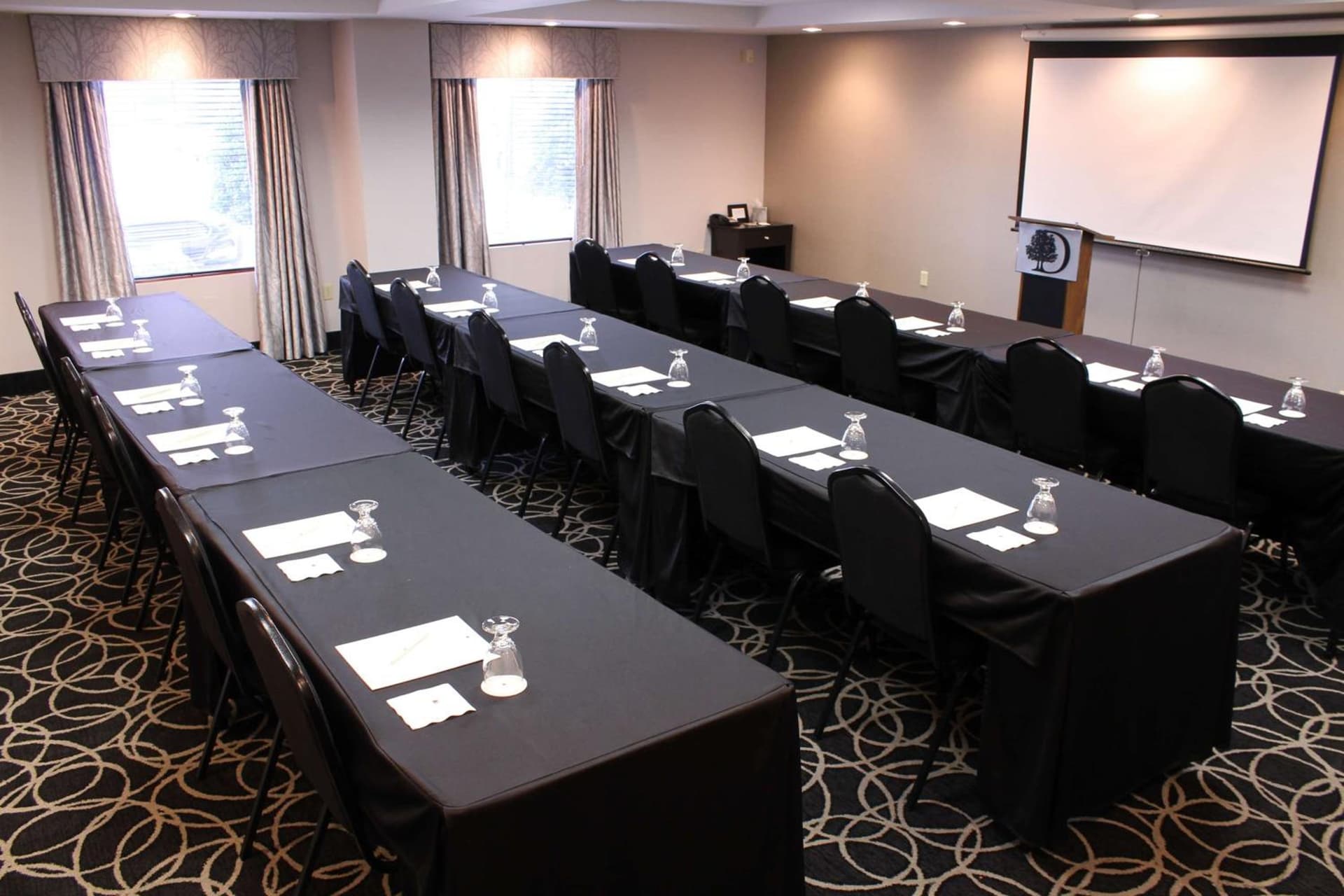 DoubleTree by Hilton Springdale property views in Springdale, AR — gallery photo 3