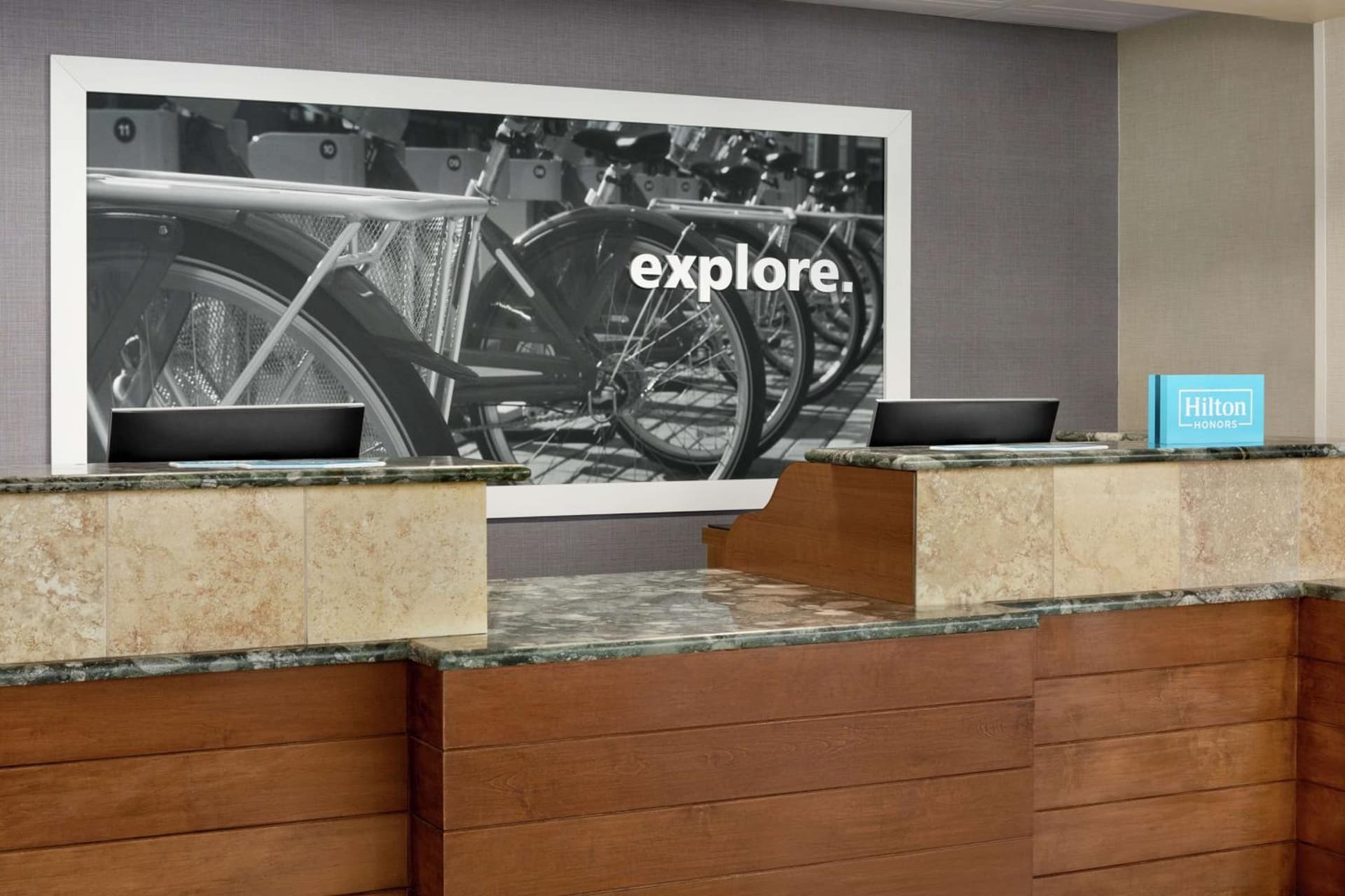 Hampton Inn & Suites Greenville-Downtown-Riverplace gallery photo in Greenville, SC — image 12