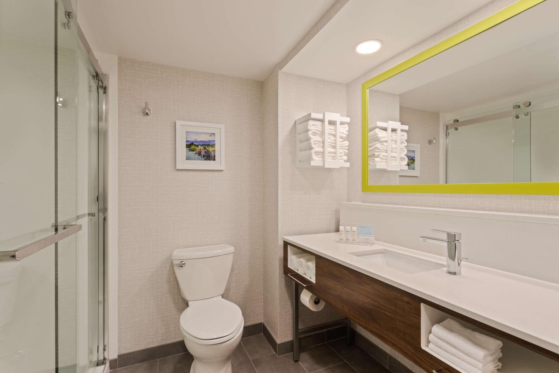 Hampton Inn & Suites Fort Myers Beach/Sanibel Gateway gallery photo in Fort Myers Beach, FL — image 38