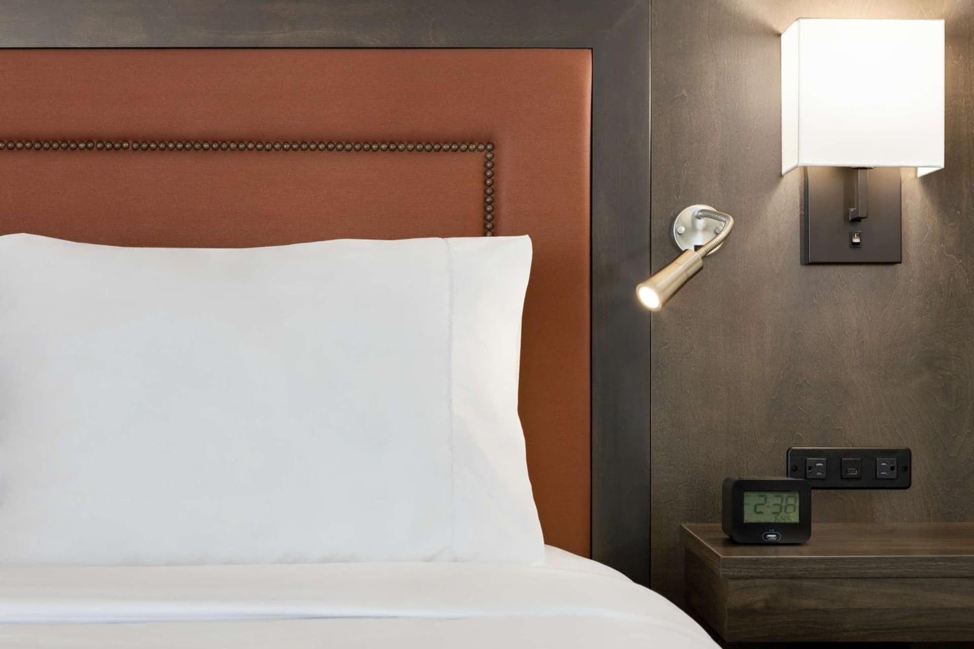 Hampton Inn & Suites Greenville-Downtown-Riverplace gallery photo in Greenville, SC — image 35