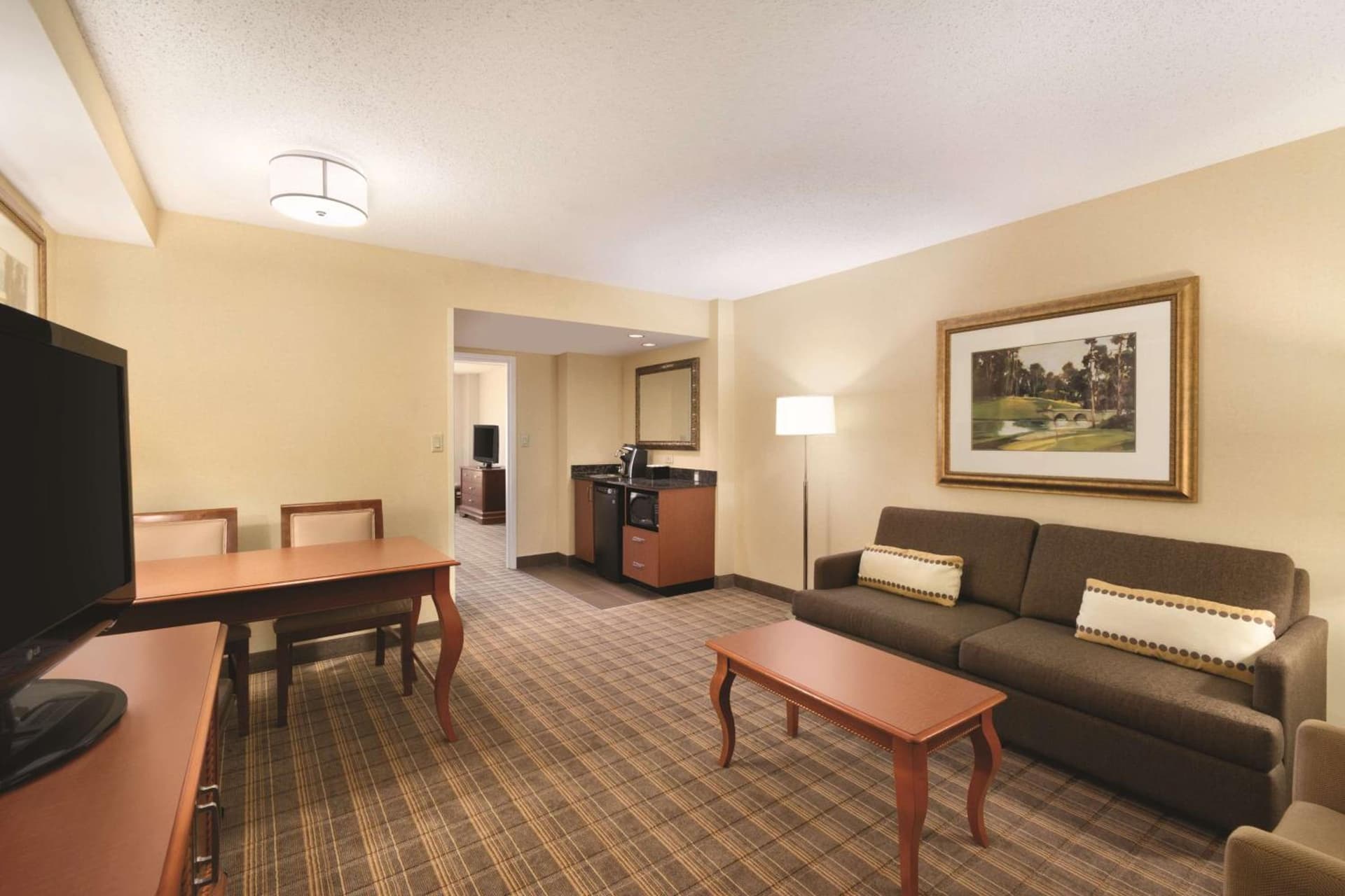 Embassy Suites Greenville Golf Resort & Conference Center gallery photo in Greenville, SC — image 21