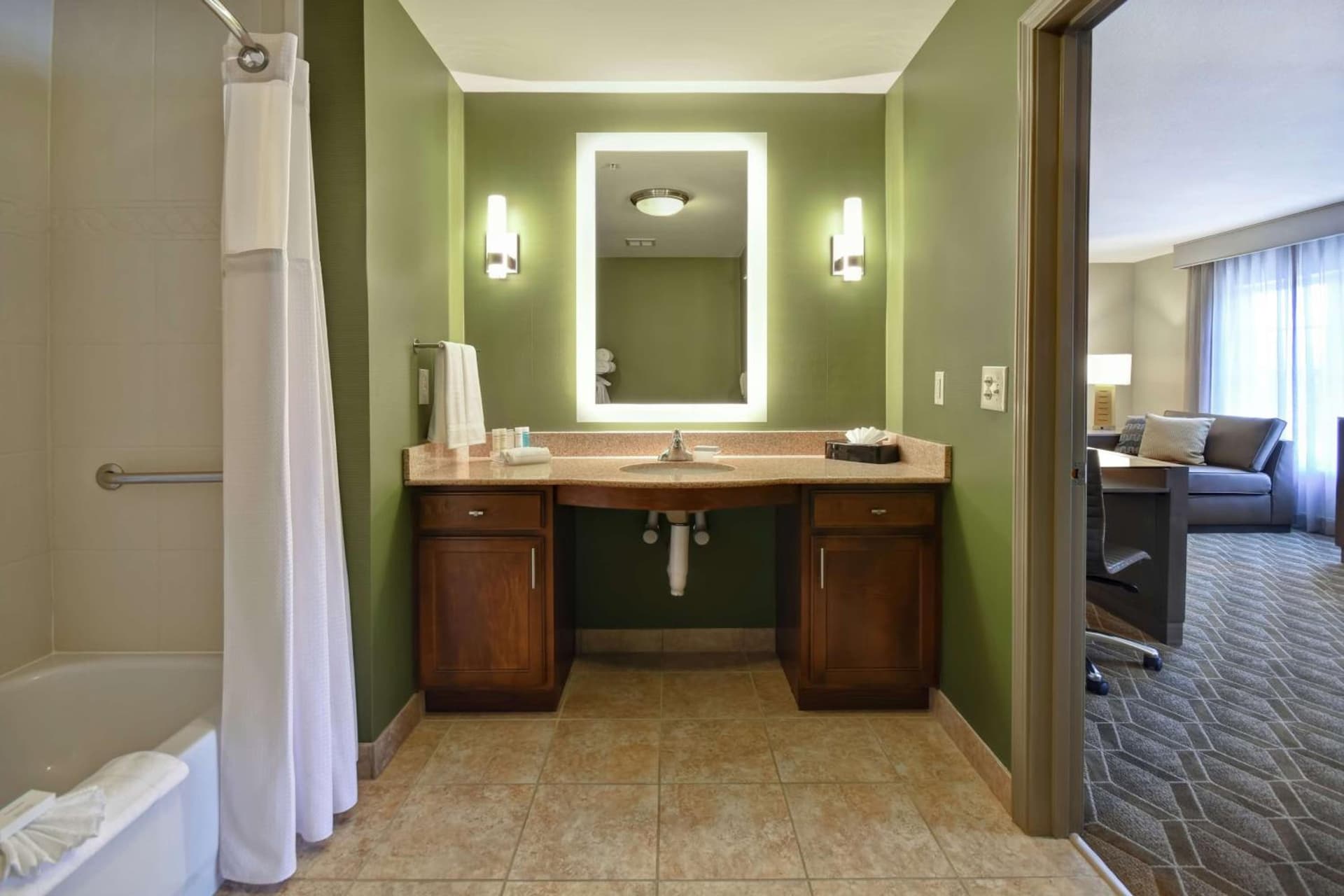 Homewood Suites by Hilton at The Waterfront gallery photo in Wichita, KS — image 15