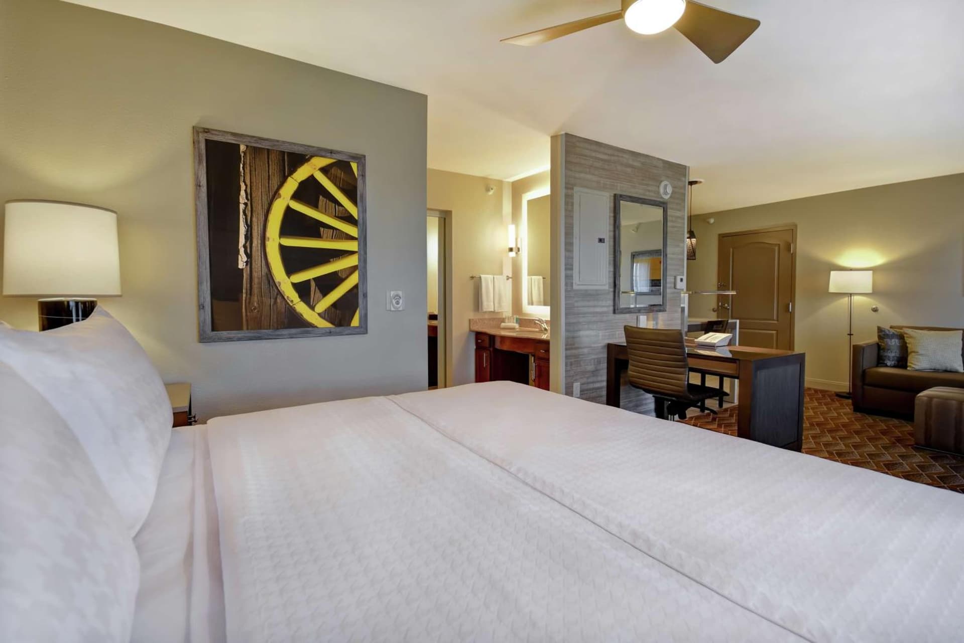 Homewood Suites by Hilton at The Waterfront gallery photo in Wichita, KS — image 59
