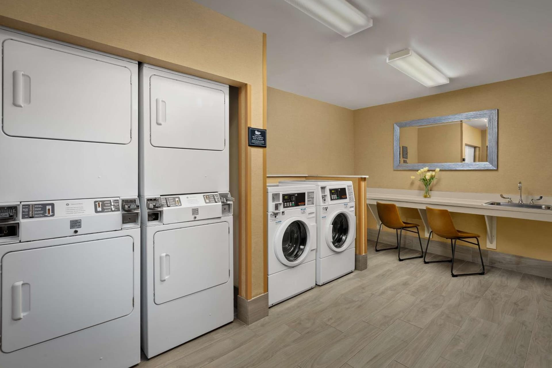 Homewood Suites by Hilton at The Waterfront gallery photo in Wichita, KS — image 50