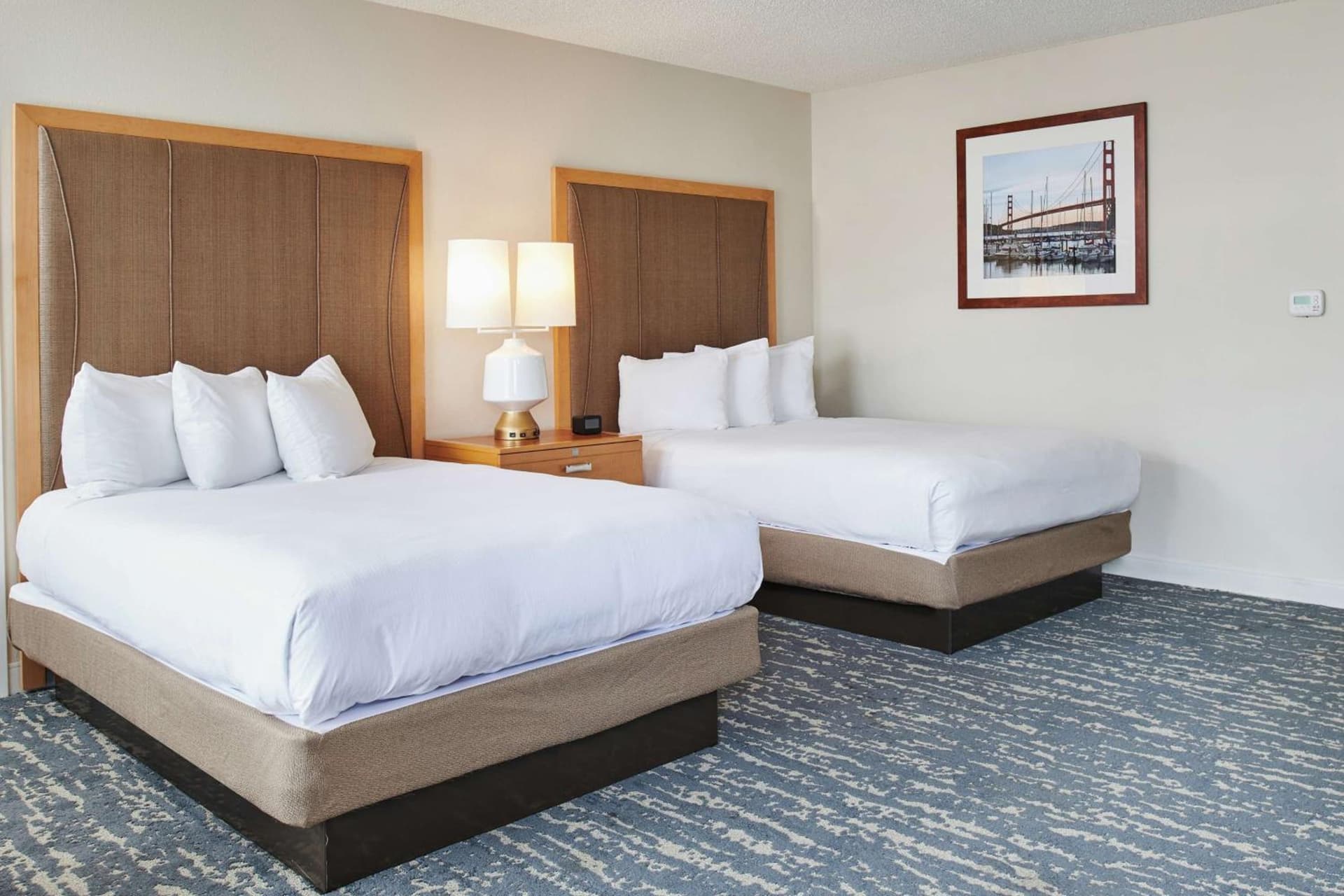 DoubleTree by Hilton Hotel Berkeley Marina gallery photo in Berkeley, CA — image 4