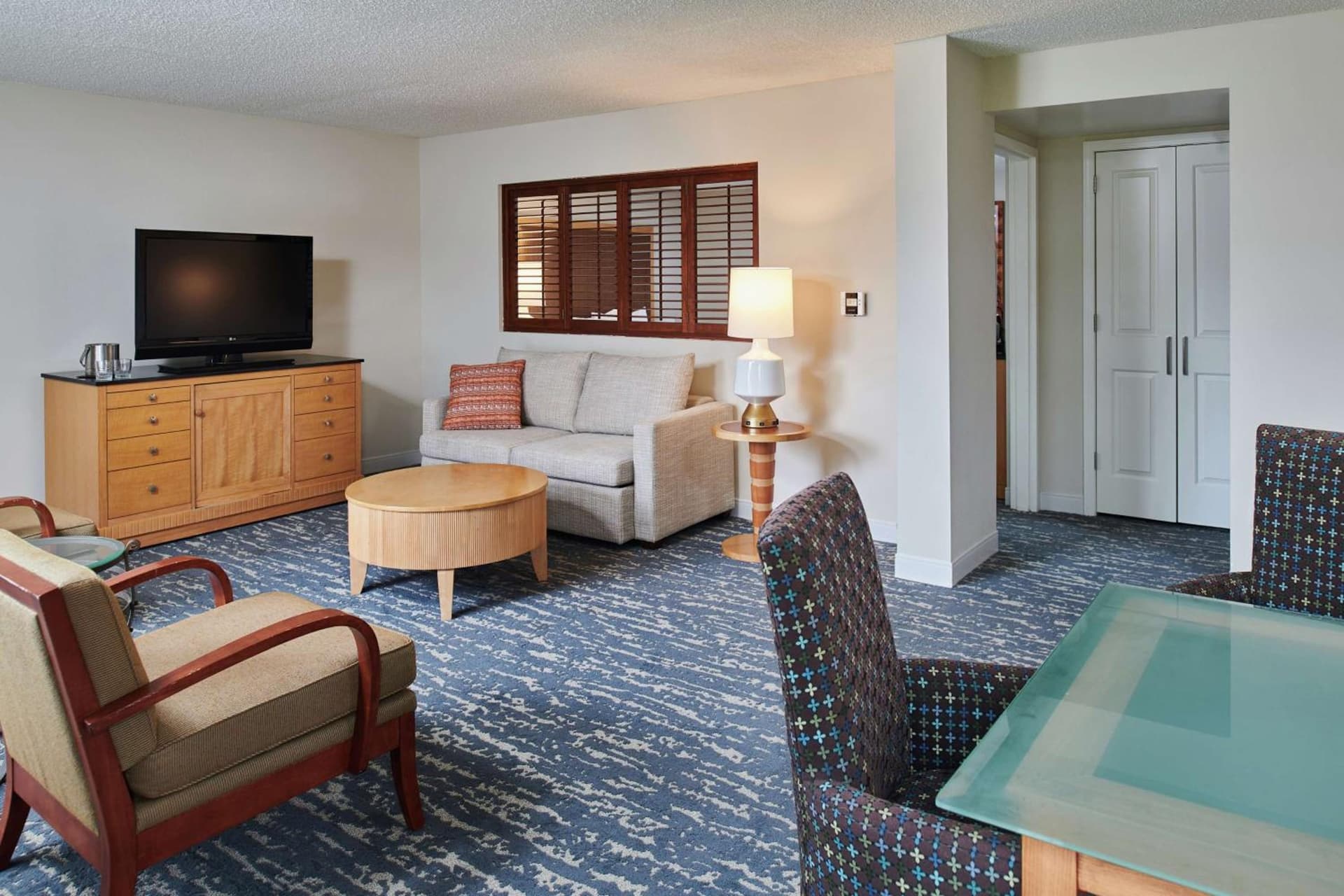 DoubleTree by Hilton Hotel Berkeley Marina gallery photo in Berkeley, CA — image 25