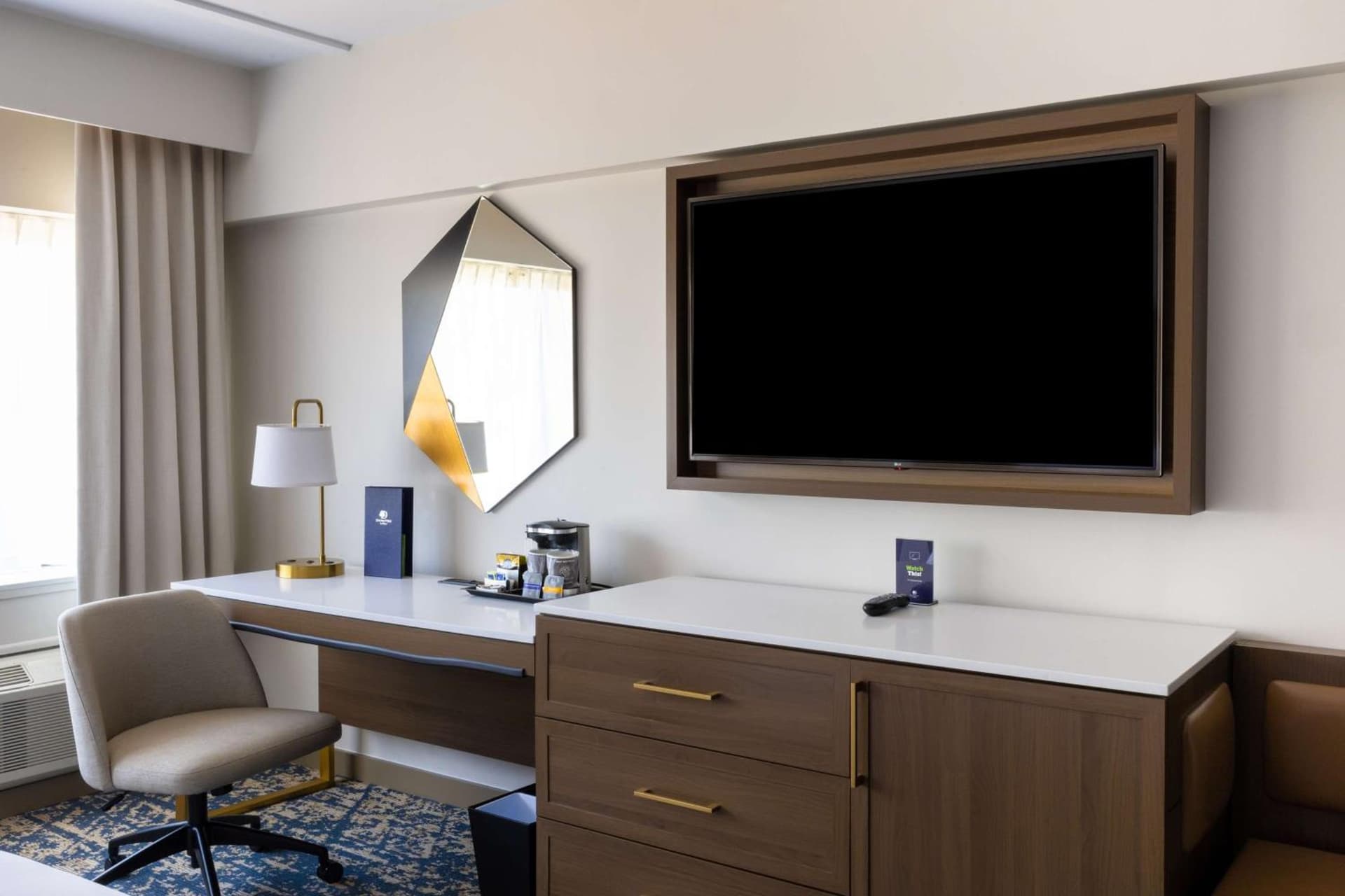 DoubleTree by Hilton Tinton Falls-Eatontown gallery photo in Tinton Falls, NJ — image 80