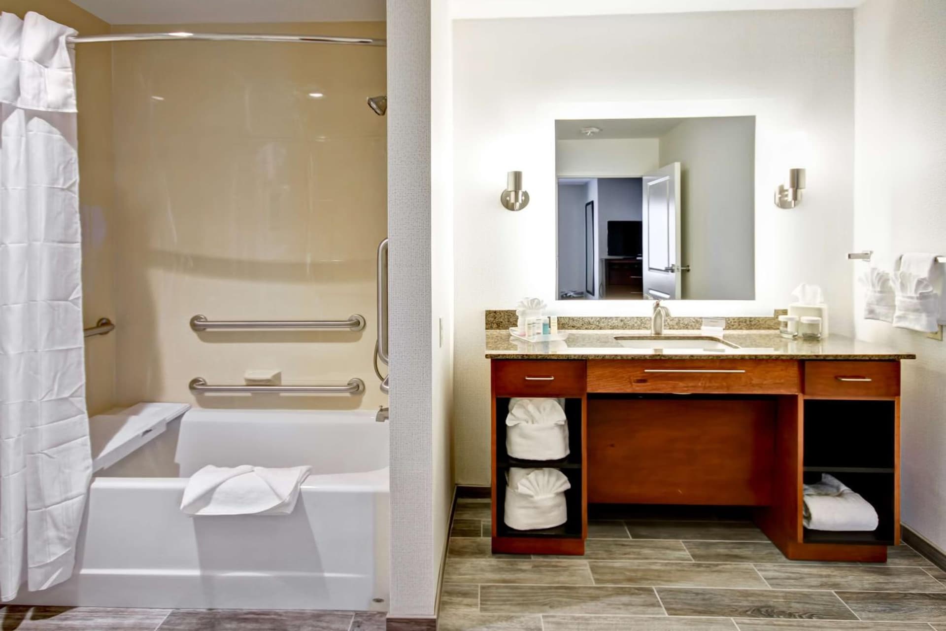 Homewood Suites by Hilton Greeley gallery photo in Greeley, CO — image 32