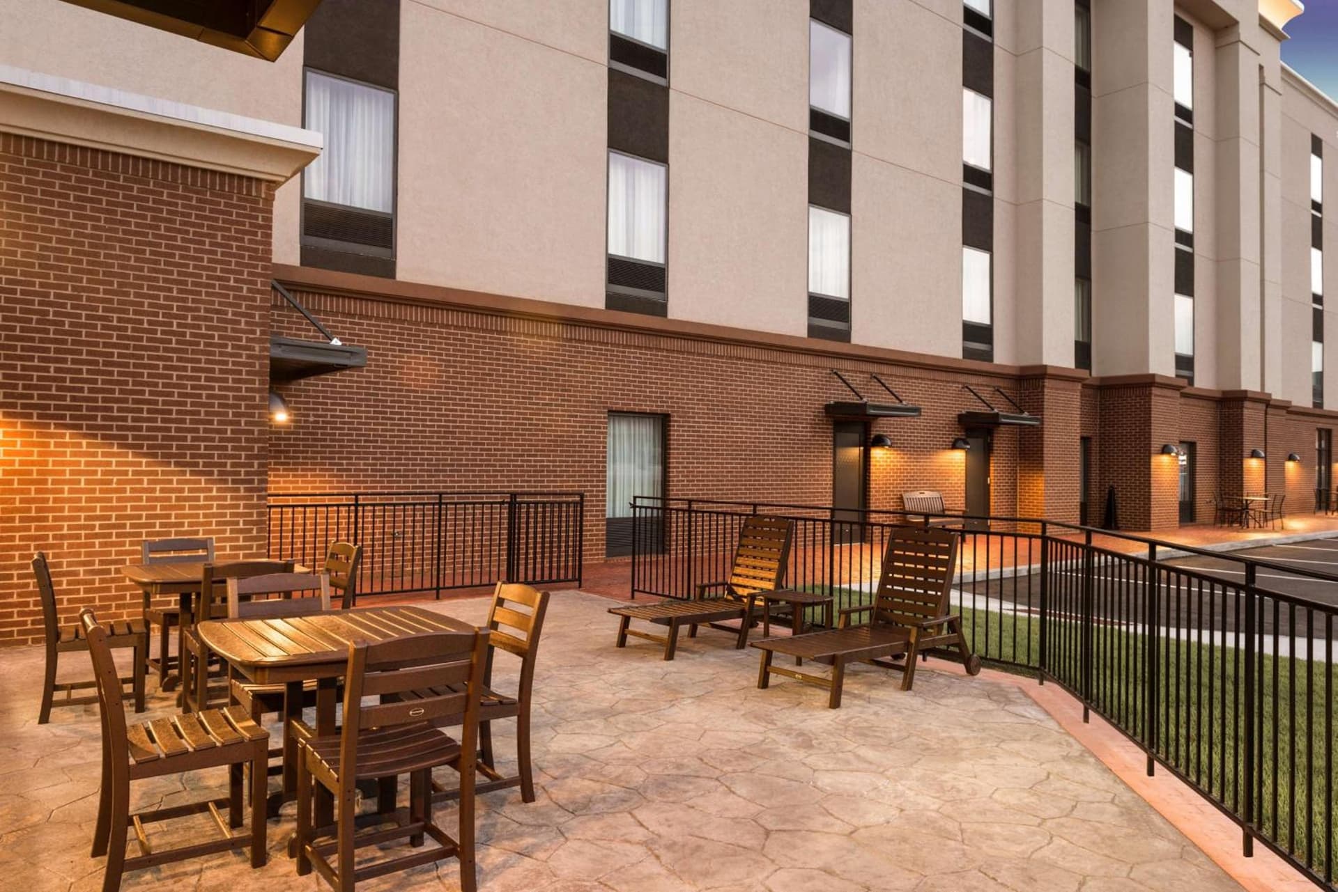 Hampton Inn & Suites - Lavonia, GA interior in Lavonia, GA — gallery photo 2