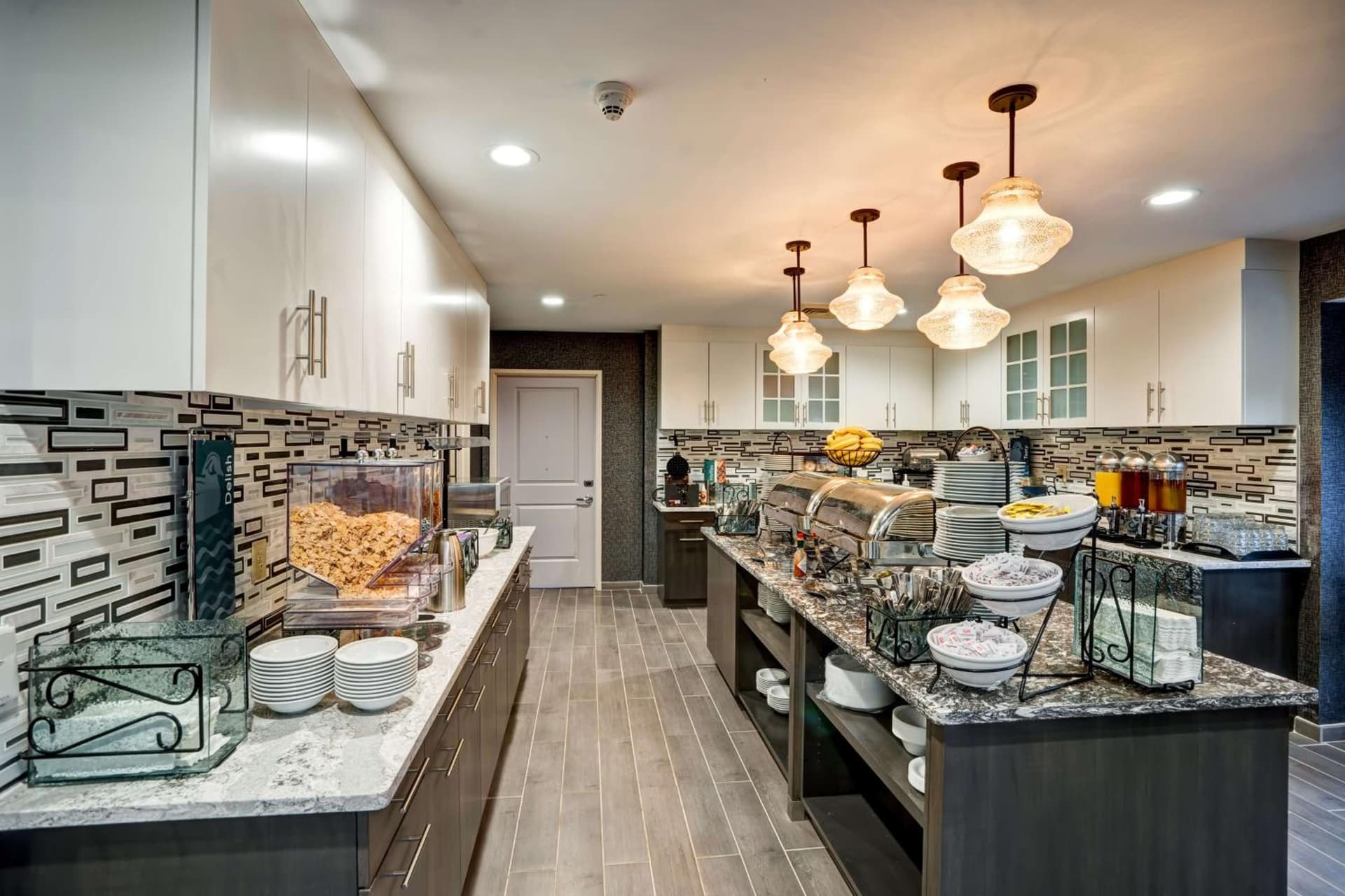 Homewood Suites by Hilton Eatontown gallery photo in Eatontown, NJ — image 40