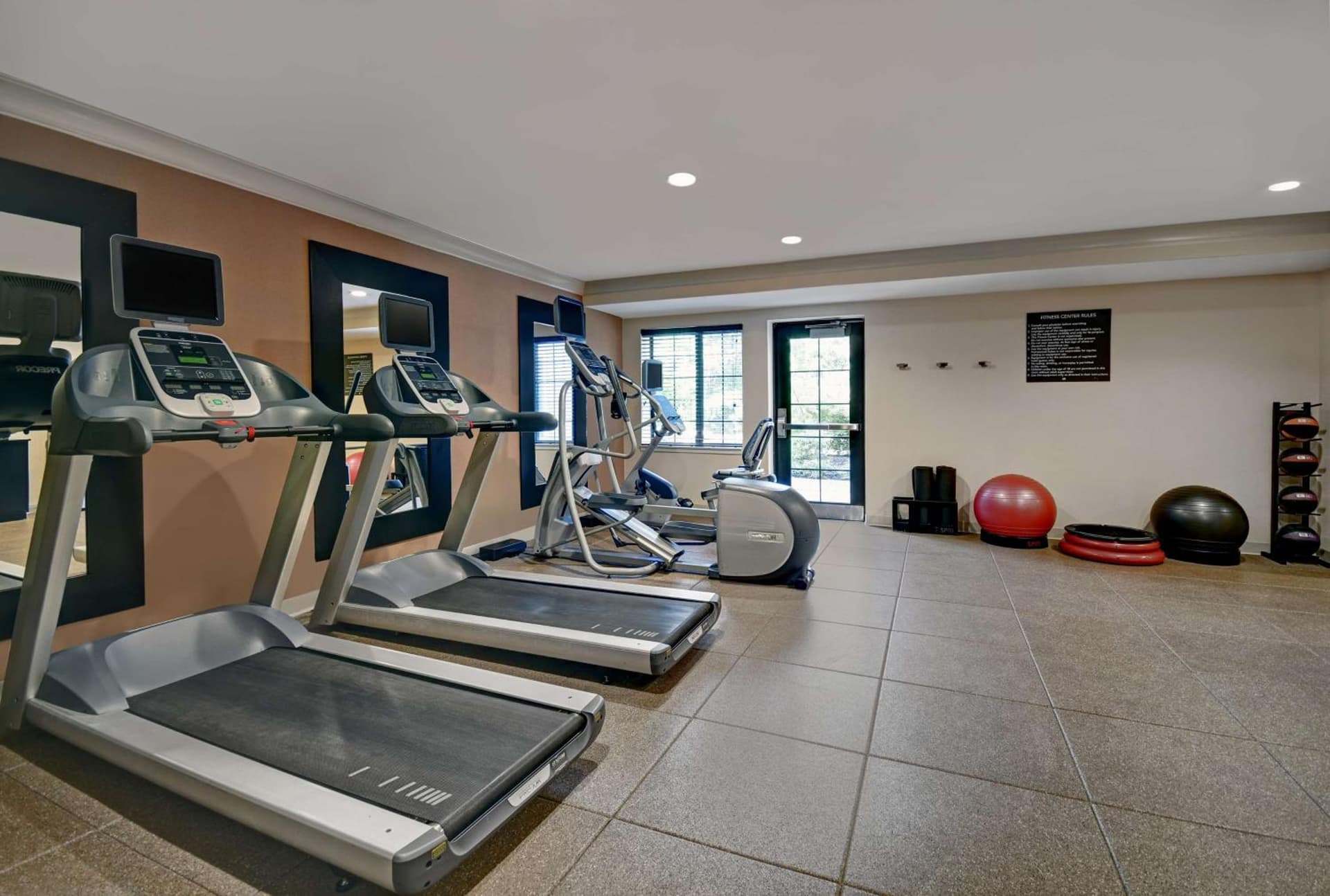 Homewood Suites by Hilton Eatontown gallery photo in Eatontown, NJ — image 15