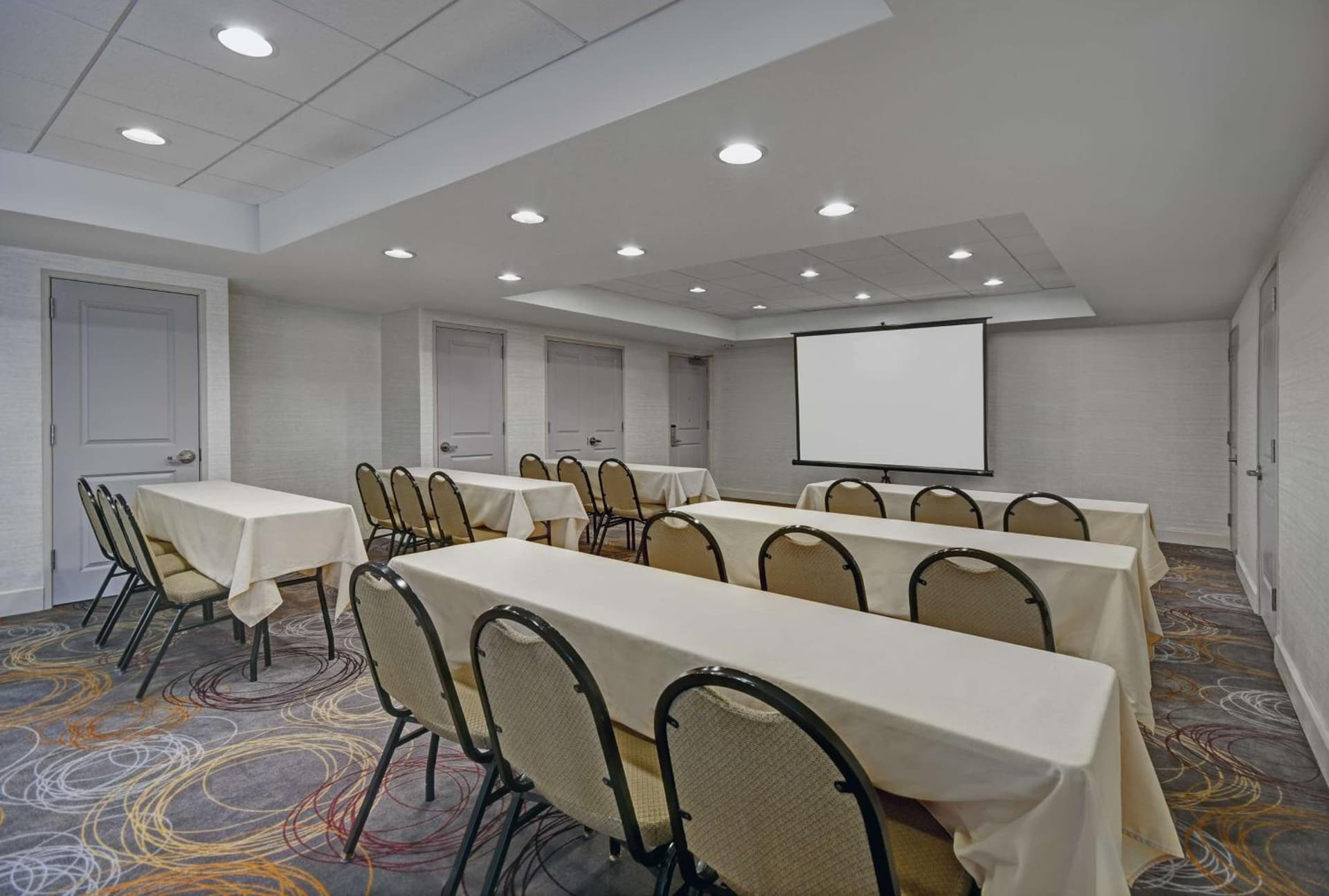 Homewood Suites by Hilton Eatontown gallery photo in Eatontown, NJ — image 47
