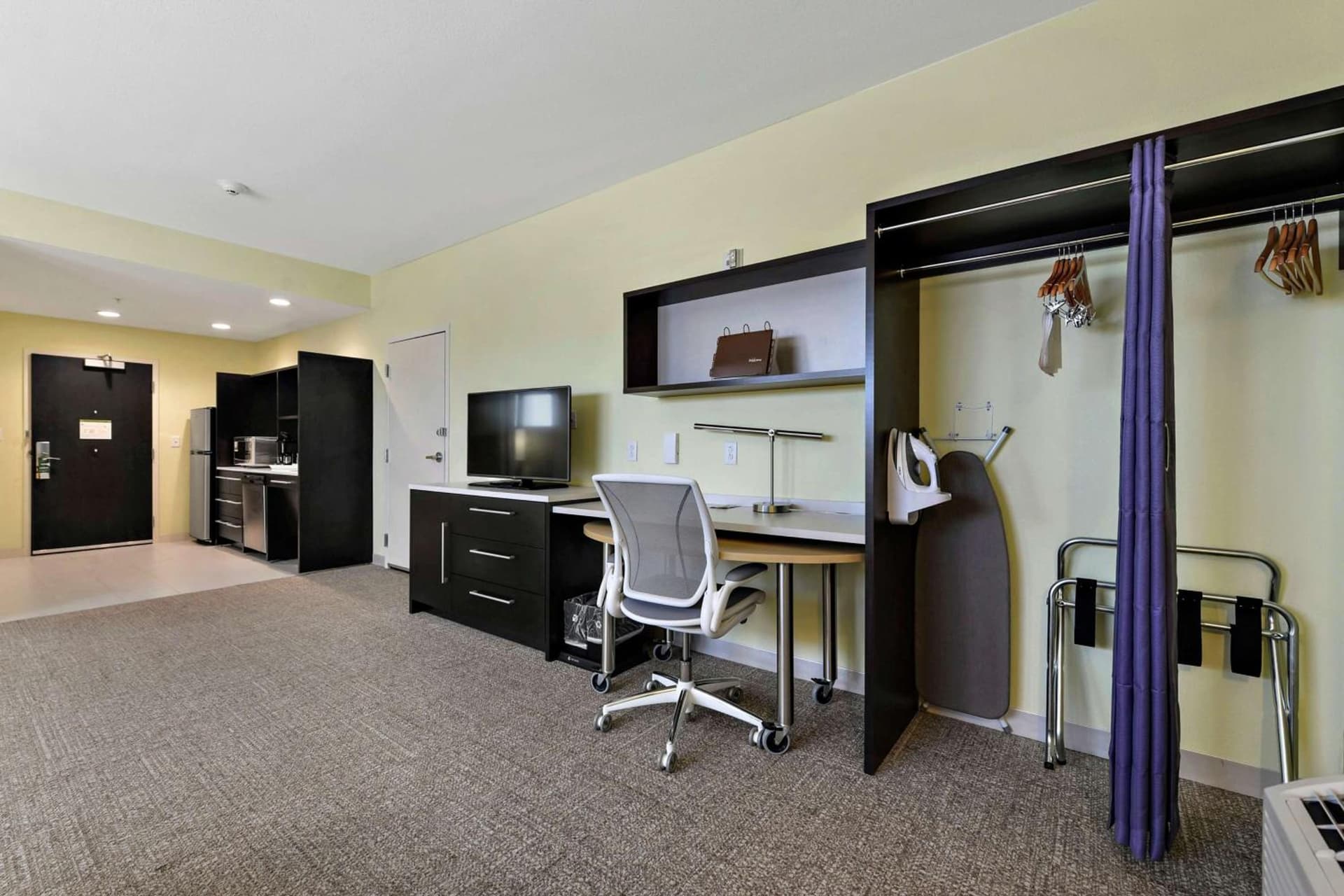 Home2 Suites by Hilton Gulfport I-10 gallery photo in Gulfport, MS — image 52