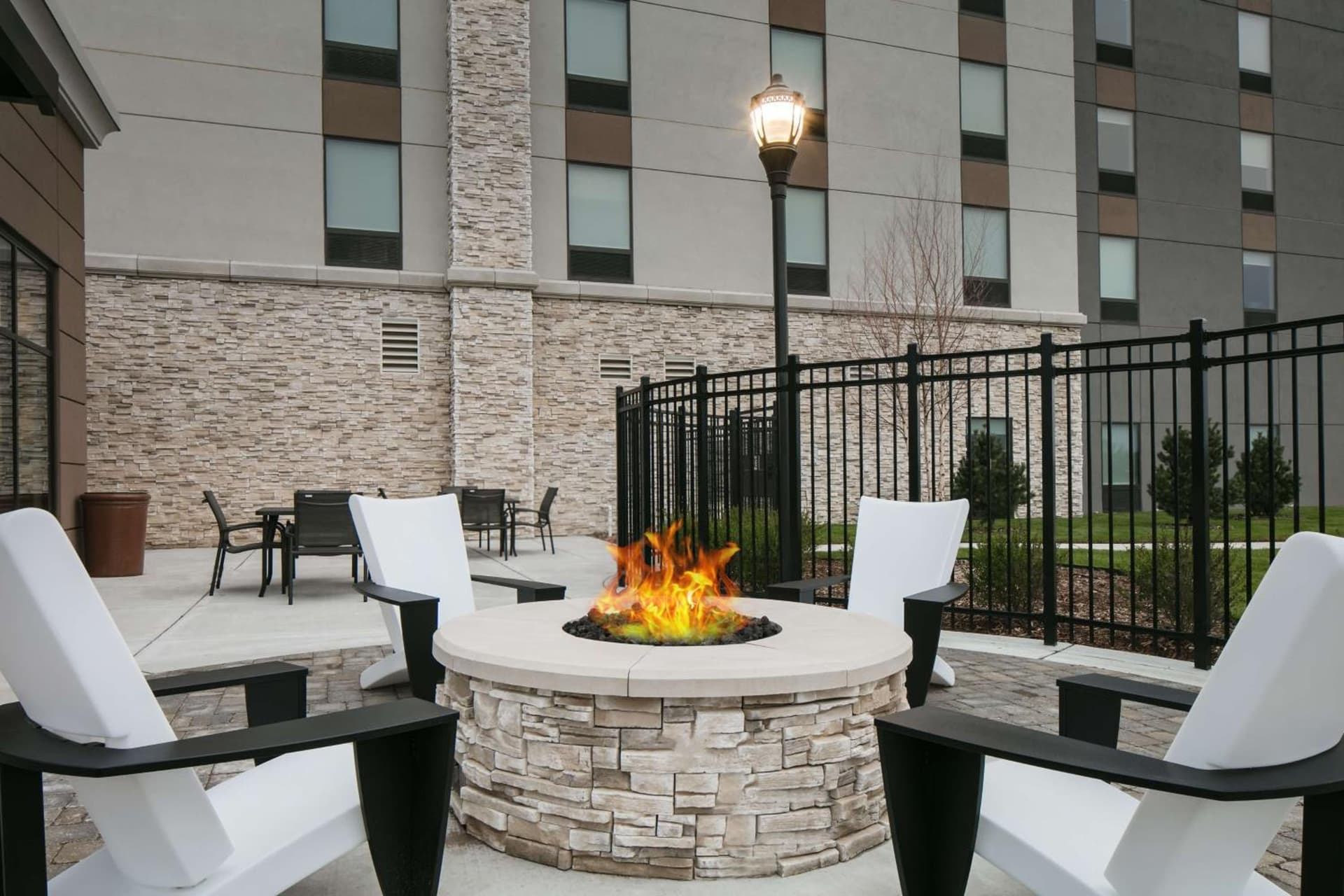 Hampton Inn By Hilton Wichita Northwest interior in Wichita, KS — gallery photo 2