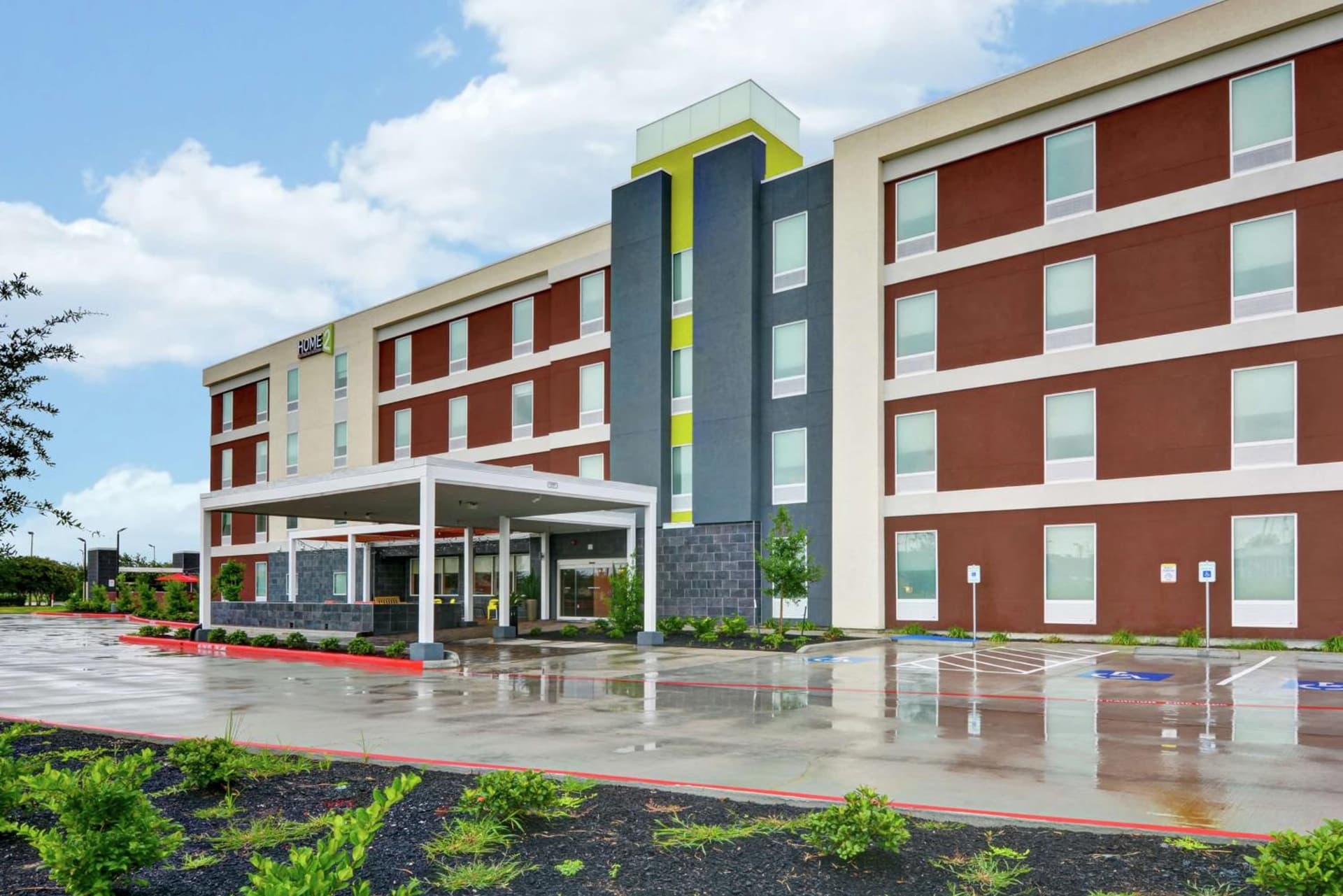 Home2 Suites by Hilton La Porte gallery photo in La Porte, TX — image 10