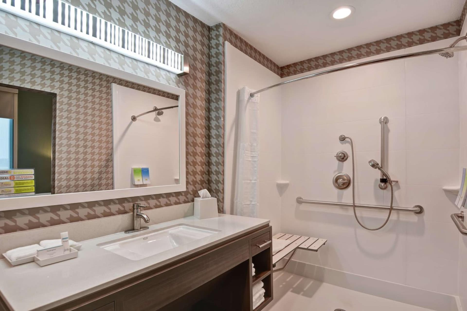 Home2 Suites by Hilton La Porte gallery photo in La Porte, TX — image 39