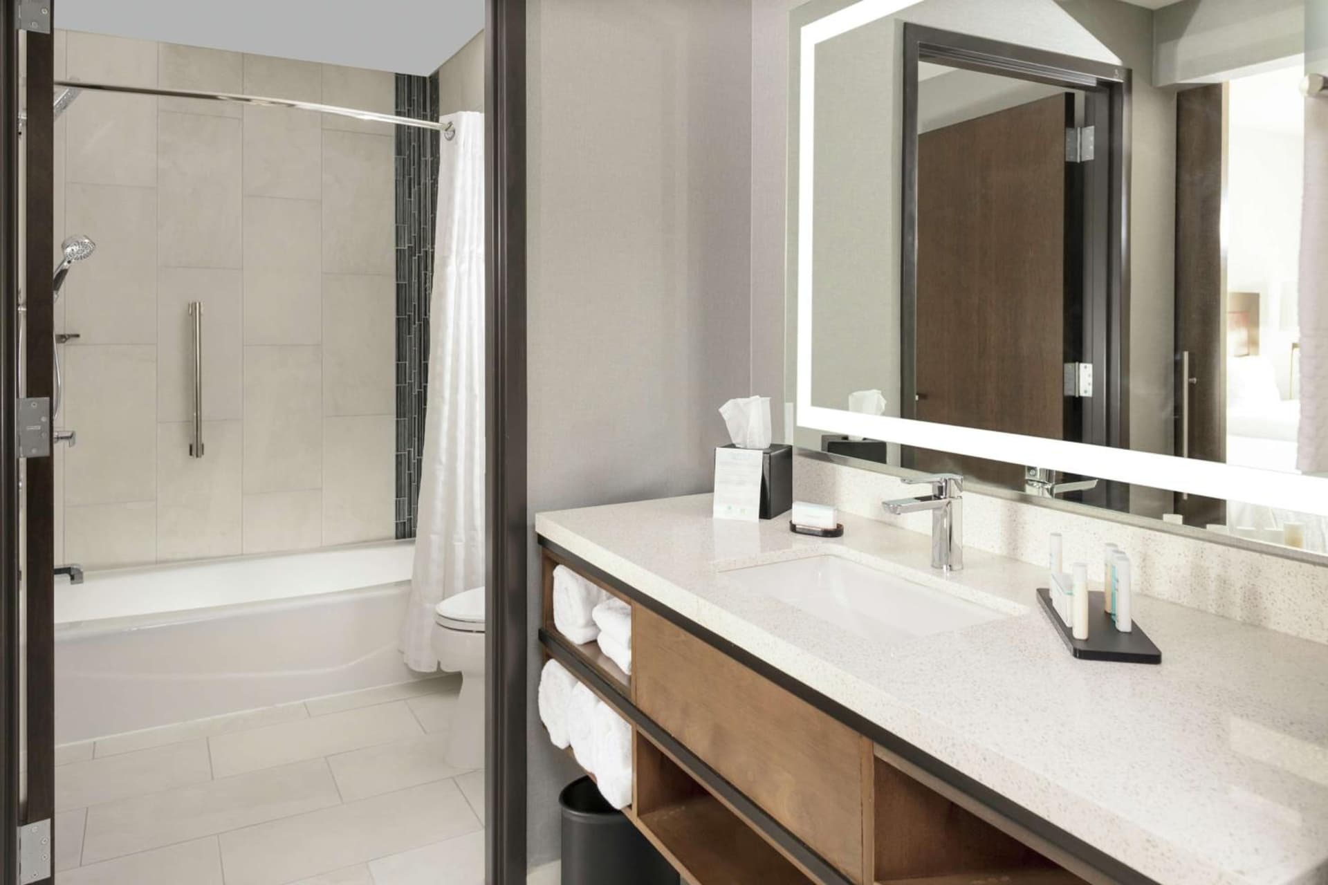 Embassy Suites By Hilton Grand Rapids Downtown gallery photo in Grand Rapids, MI — image 32